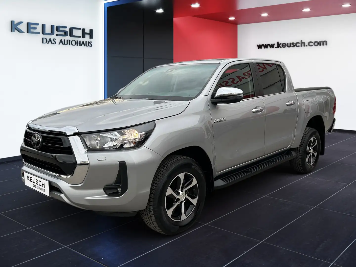Toyota Hilux Hilux Double-Cab Active 4WD 2,8 D-4D Silber - 2