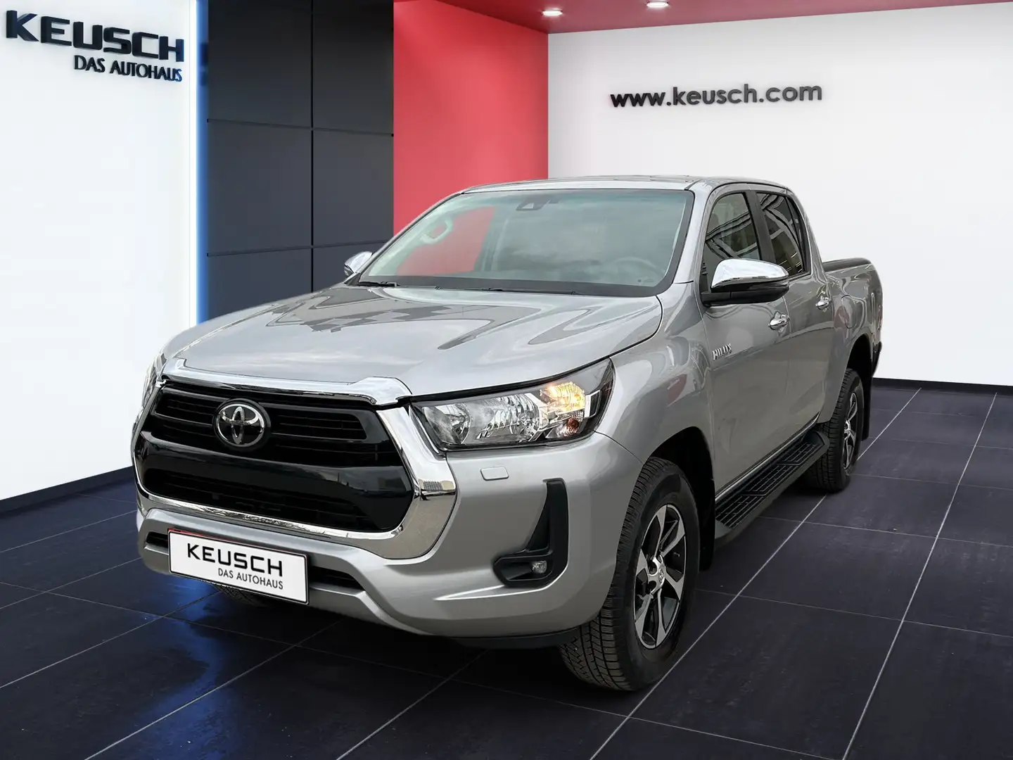 Toyota Hilux Hilux Double-Cab Active 4WD 2,8 D-4D Silber - 1