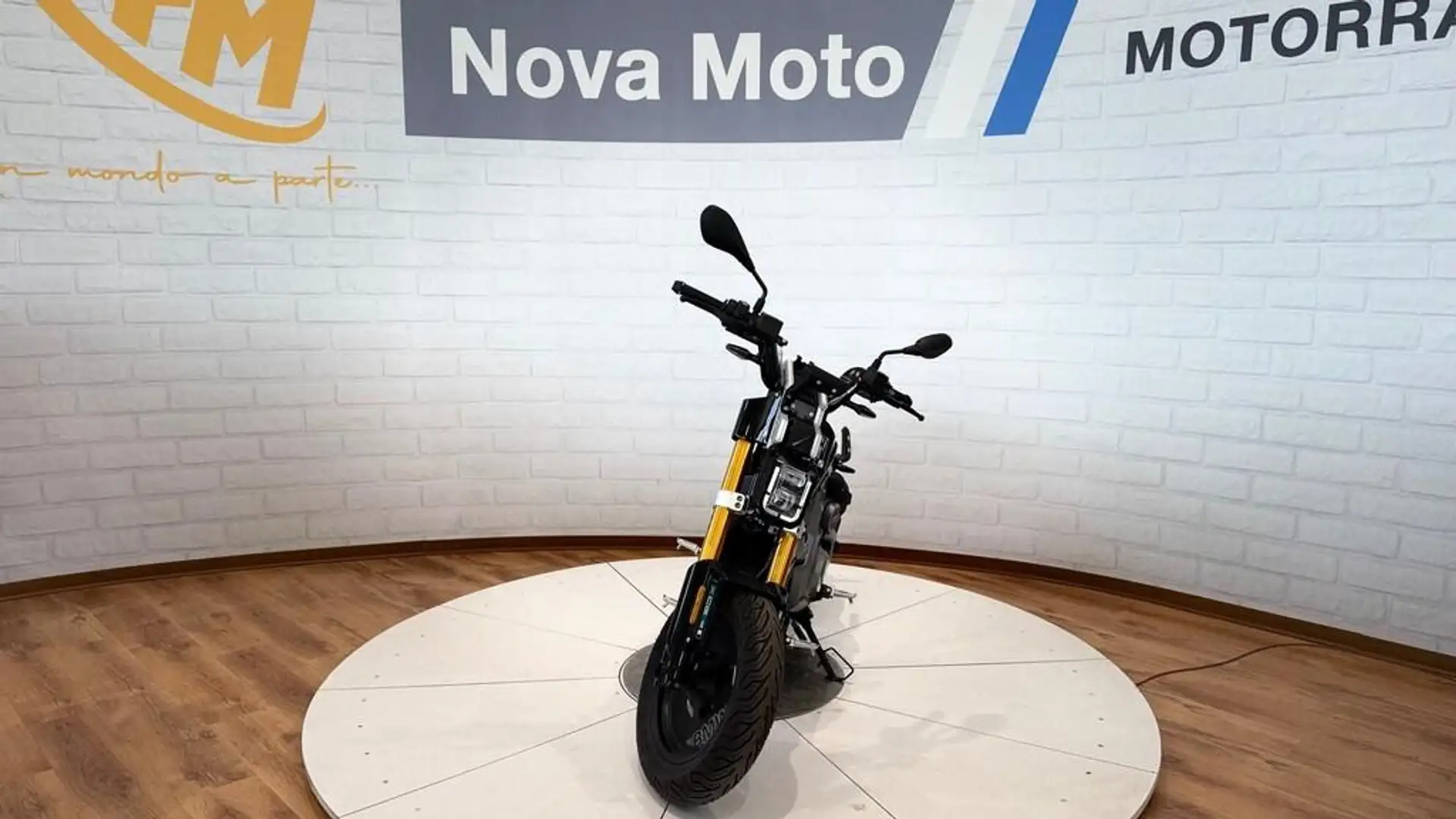 BMW CE 02 4kw Abs Nero - 2