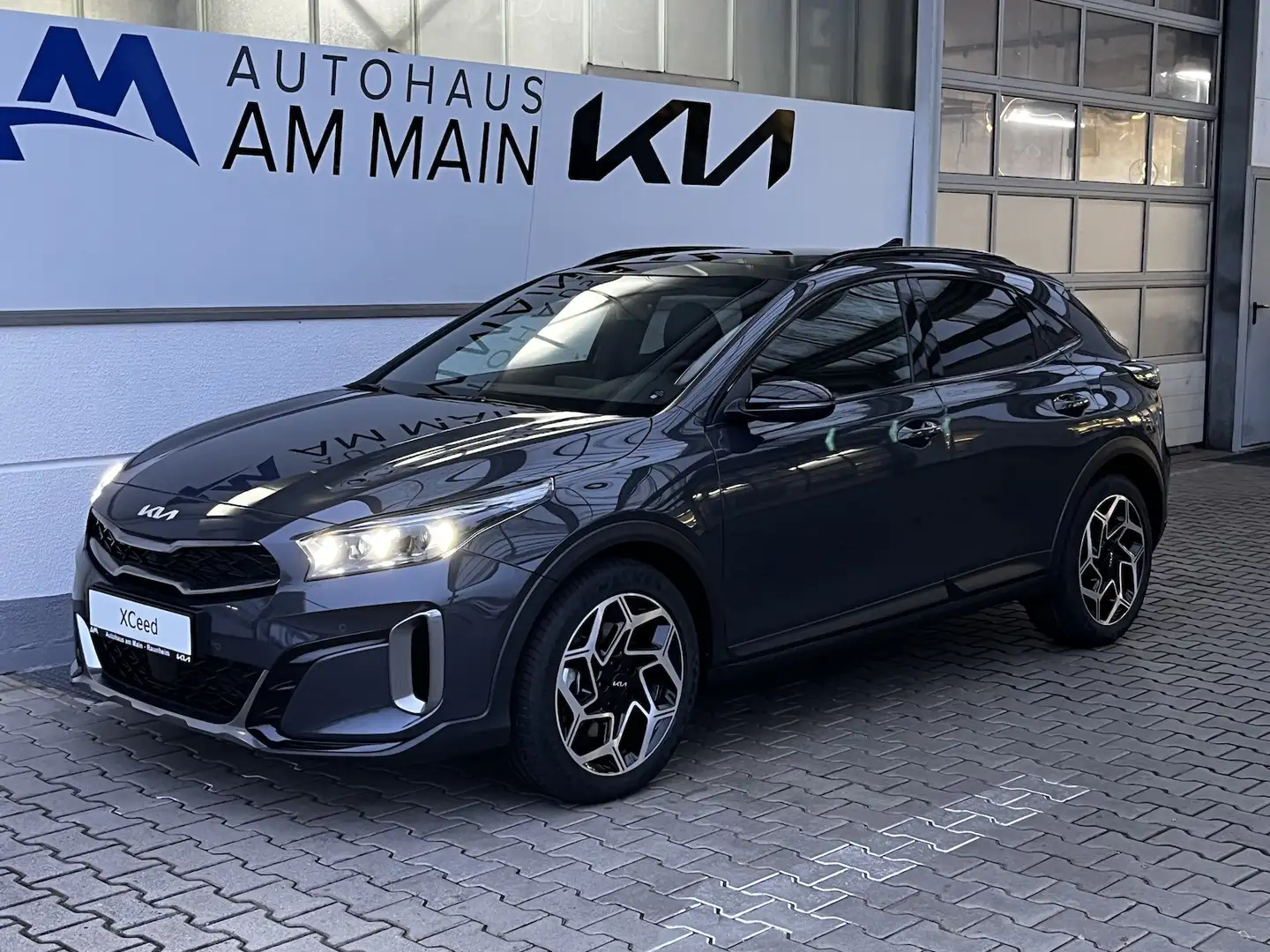 Kia XCeed 1.6T DCT GT Line | Leder | GD Grau - 2