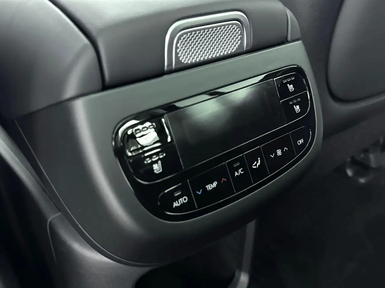 Hyundai IONIQ 9 2026 — фото 10