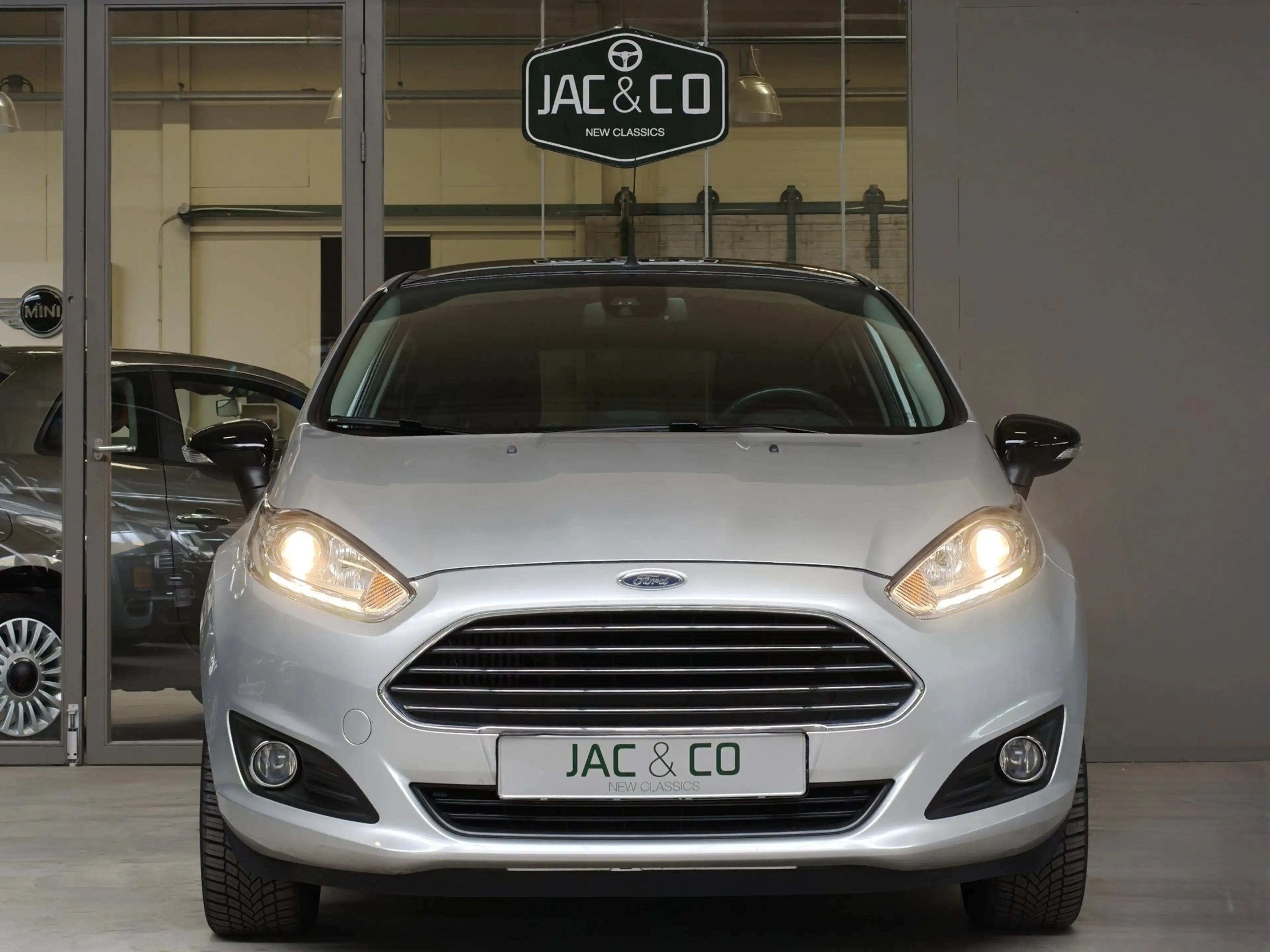 Ford Fiesta 100-PK Silver Edition / Distributiesnaar NIEUW! — photo 9