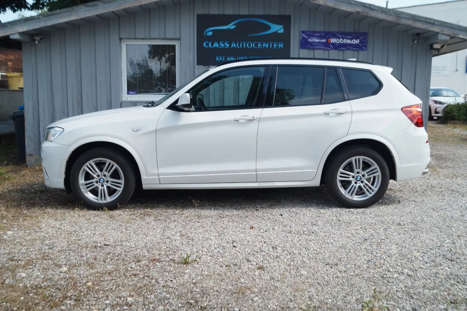 BMW X3 xDrive 20 d|M-Paket|Bi-Xenon|AHK|TÜV 06/27| Bianco - 2