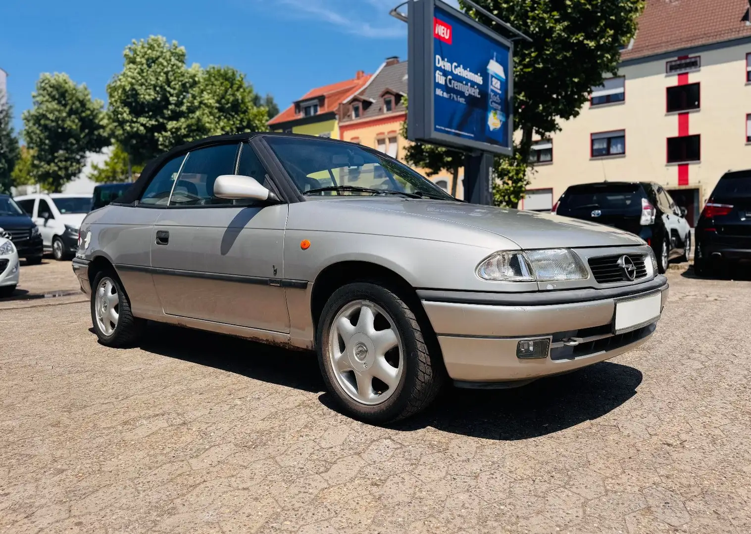 Opel Astra F 1.6 Cabrio Automatik Leder - 1