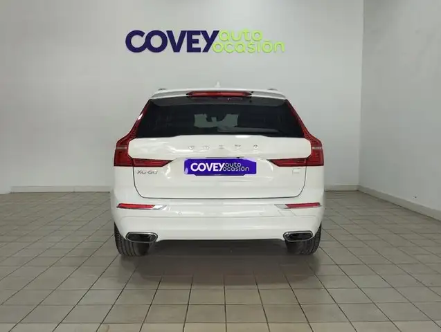Volvo XC60 view 4