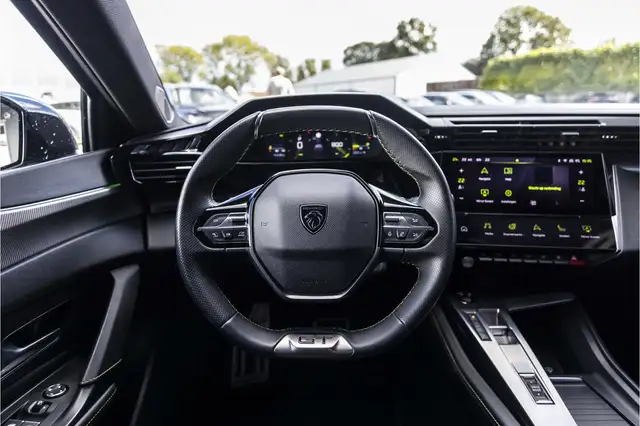 Peugeot 308 view 7