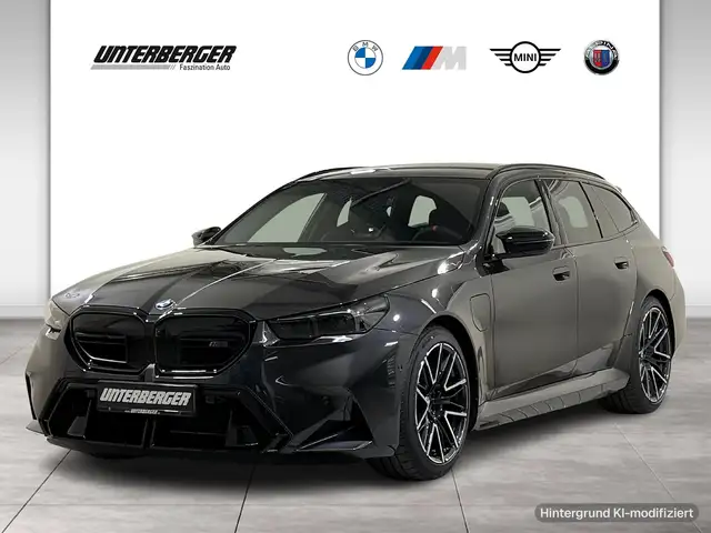 Bmw M5 Touring Vmax ACC 360 AHK B&W Pano
