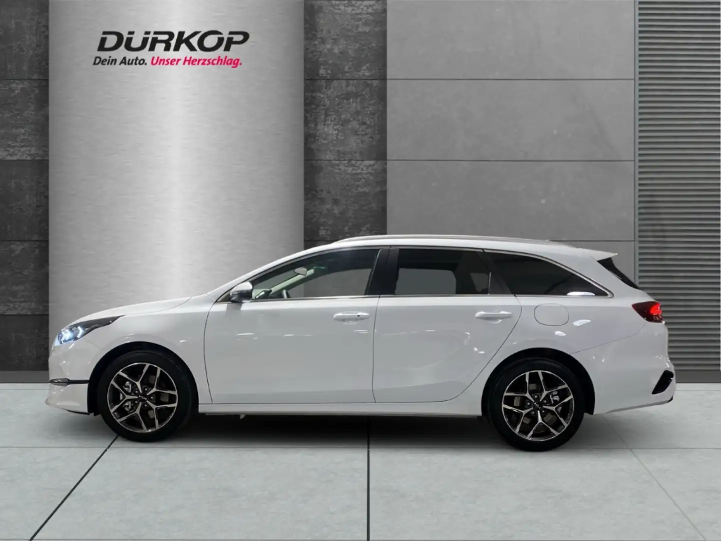 Kia Ceed SW / cee'd SW 1.5T 48V DCT Ultimate Style-Paket Navi Digitales C Blanc - 2