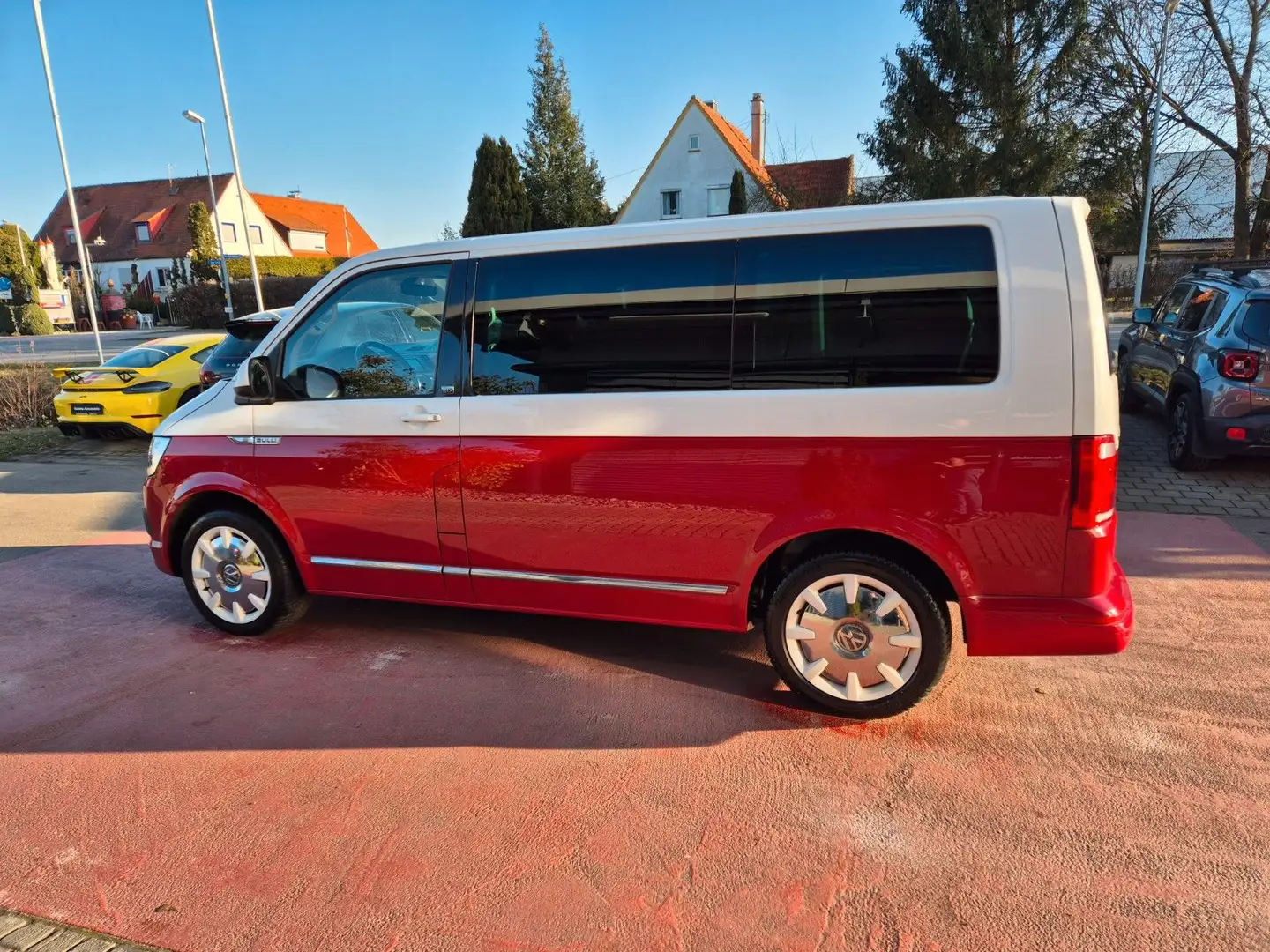 Volkswagen T6 Multivan 2.0 TDI DSG Generation Six 4Motion Weiß - 1