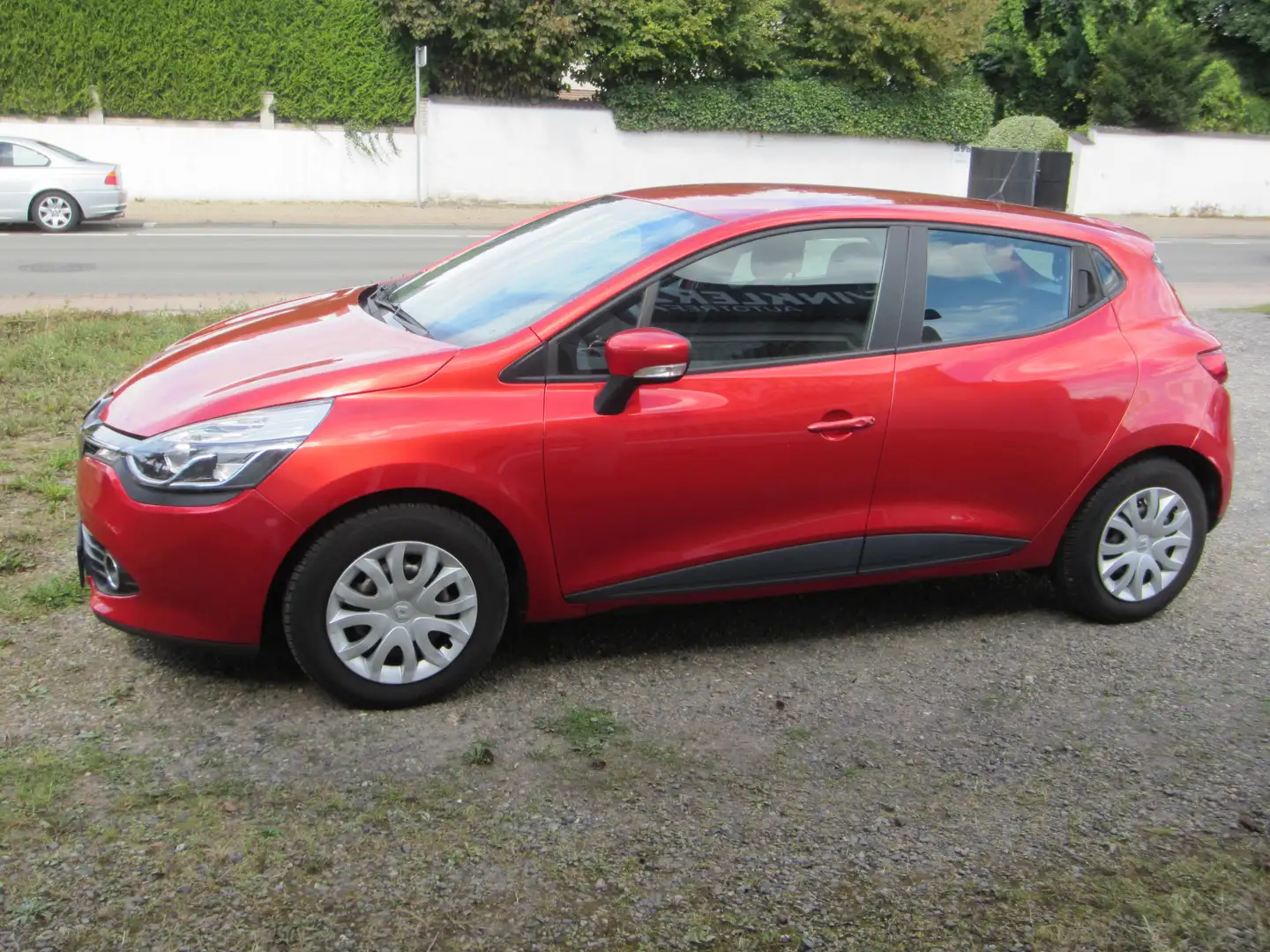 Renault Clio Paris 4-türig Rot - 2