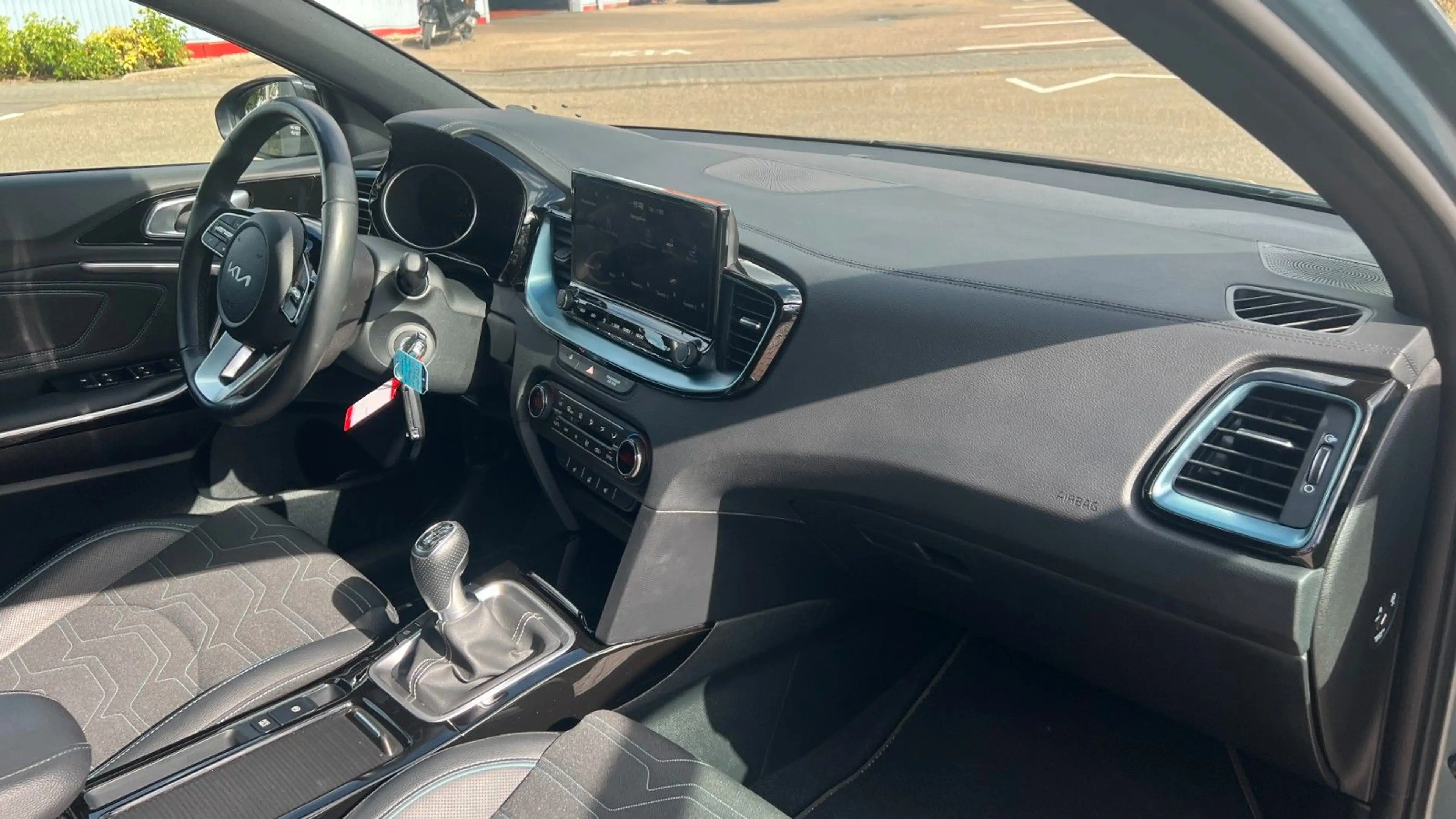 Kia Ceed / cee'd 1.5 T-GDI Nightline /Rückf.Kam/1.Hd — photo 15