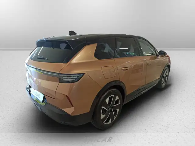 Opel Grandland view 3