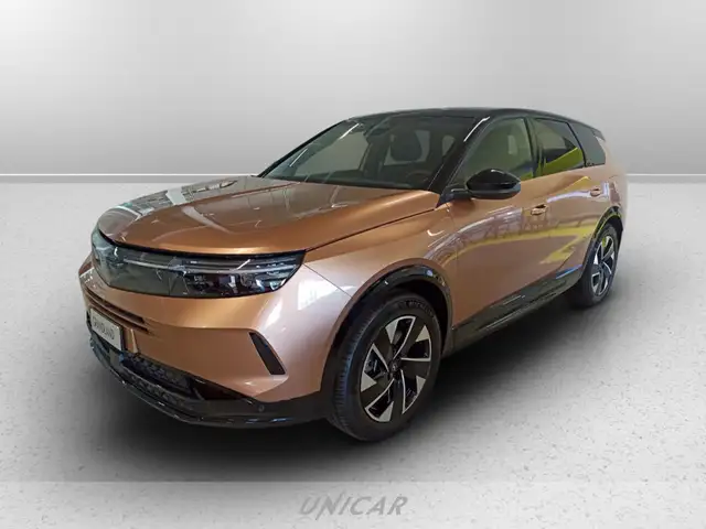 Opel Grandland in Bronze for sale