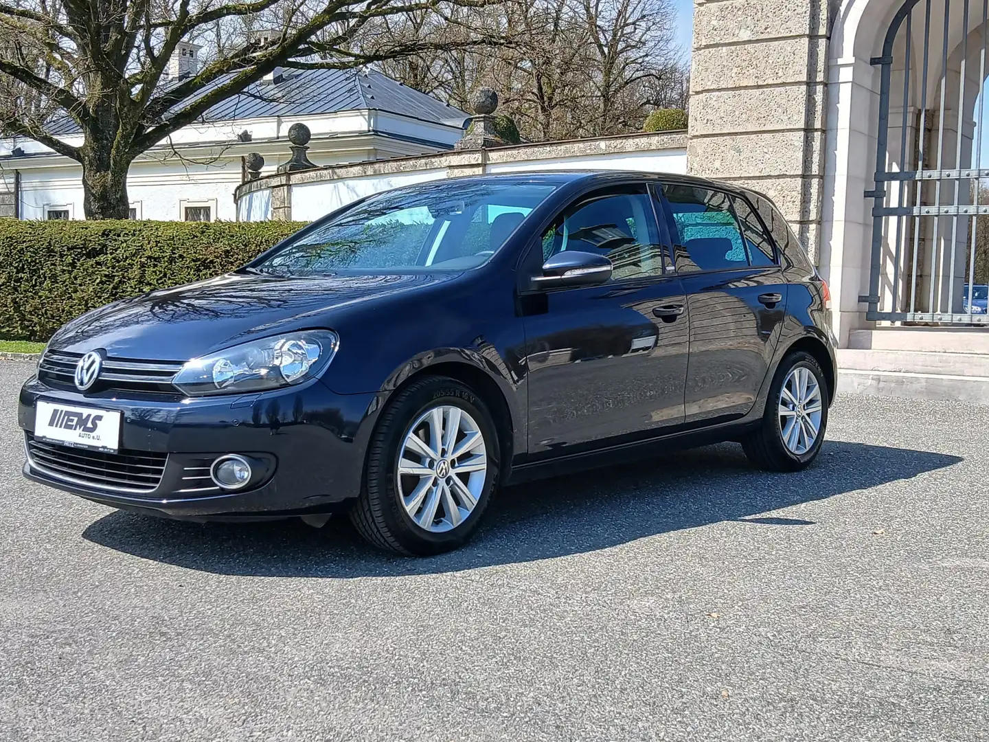 Volkswagen Golf 6 Style *PICKERL NEU*PDC*NAVI Blau - 2
