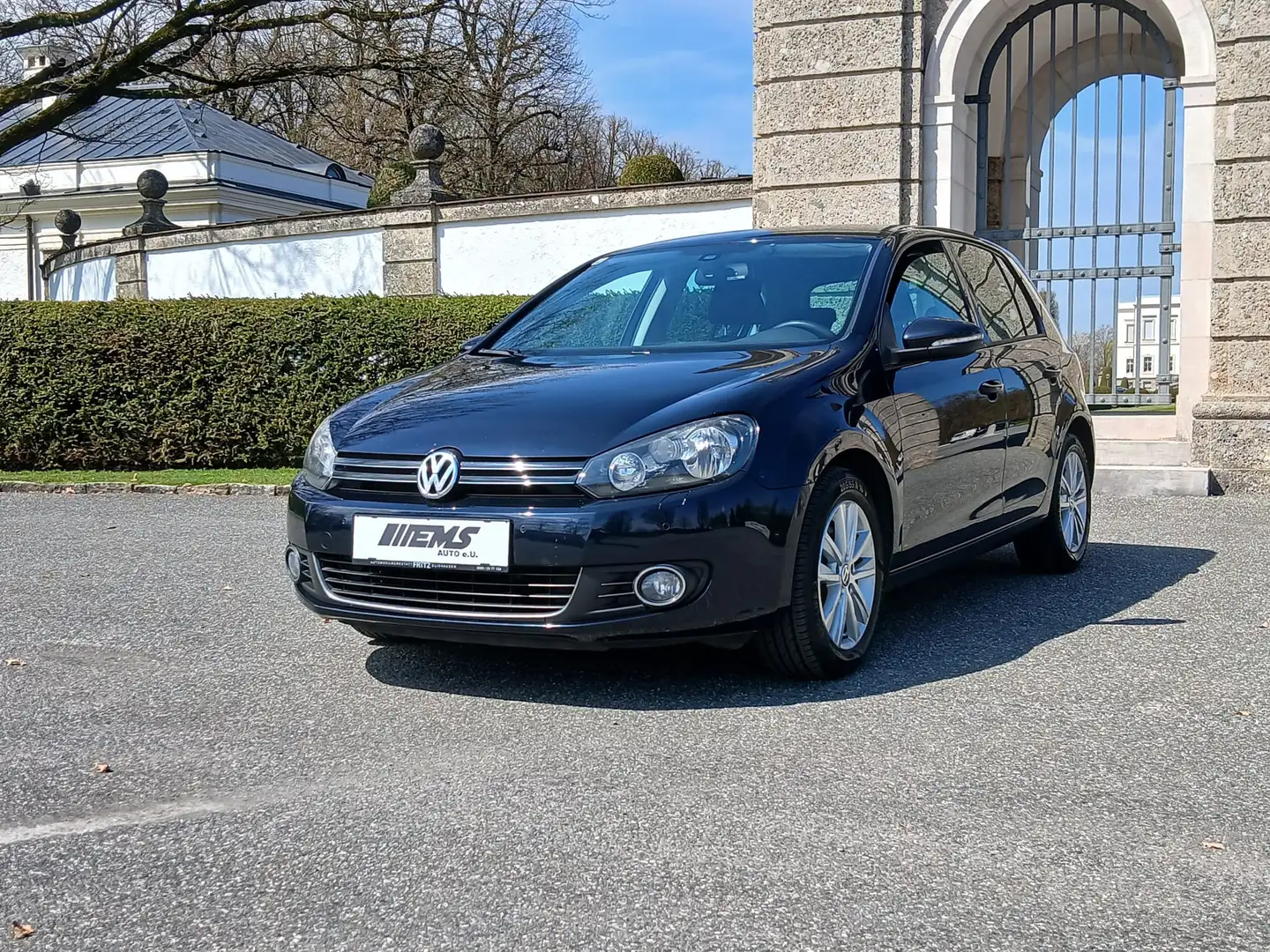 Volkswagen Golf 6 Style *PICKERL NEU*PDC*NAVI Blau - 1