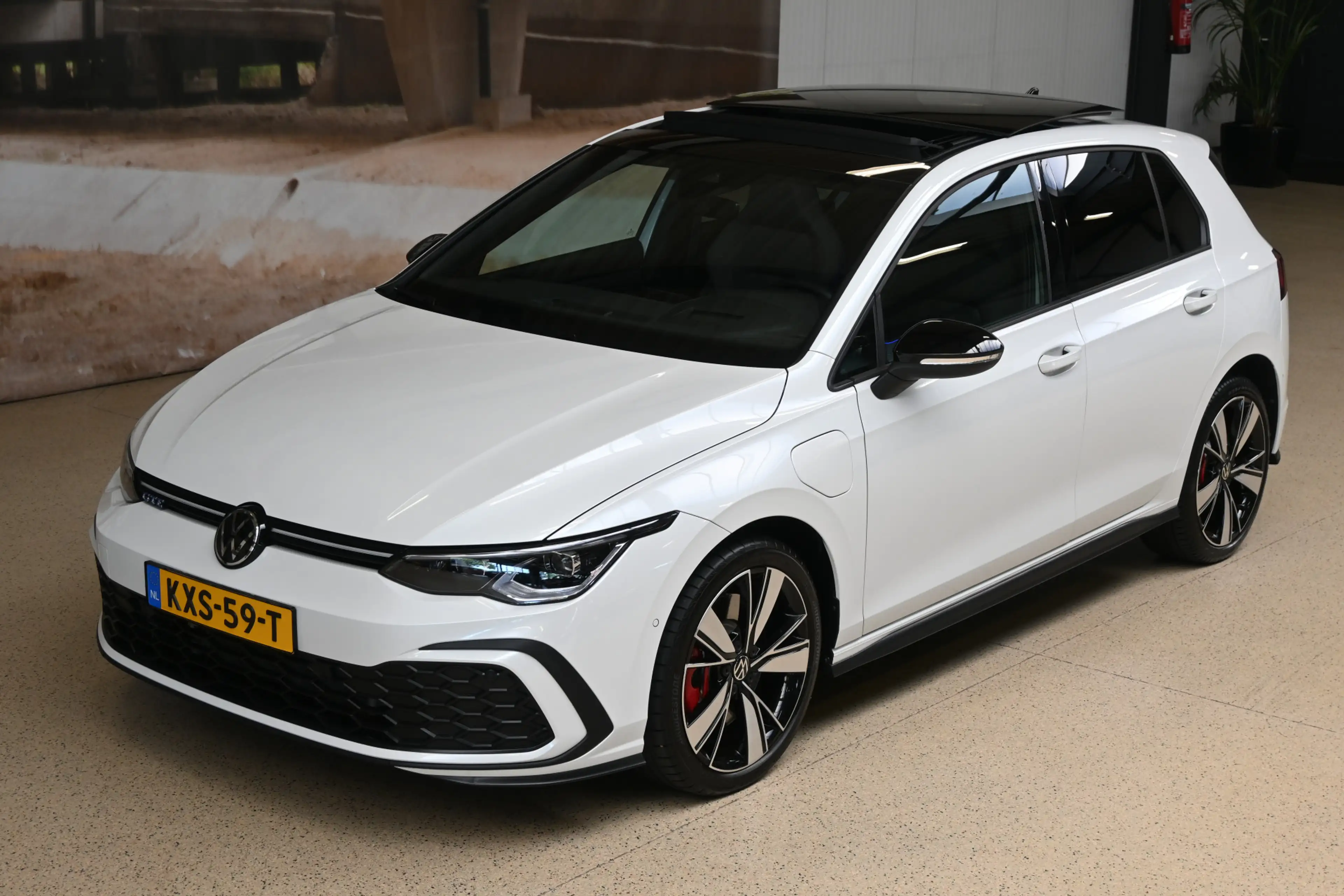 Volkswagen Golf GTE 1.4 eHybrid 245pk | Pano | Head-up | Trekhaak | 10 — photo 10