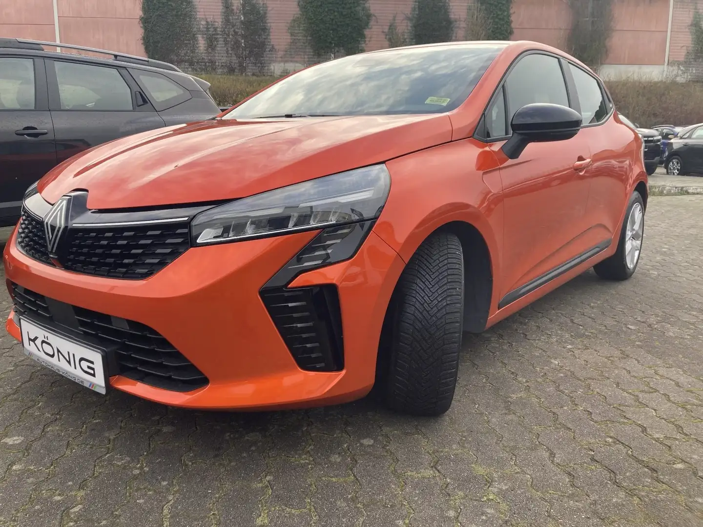 Renault Clio EVOLUTION HYBRID 145 Allwetter*Carplay*LED Orange - 1