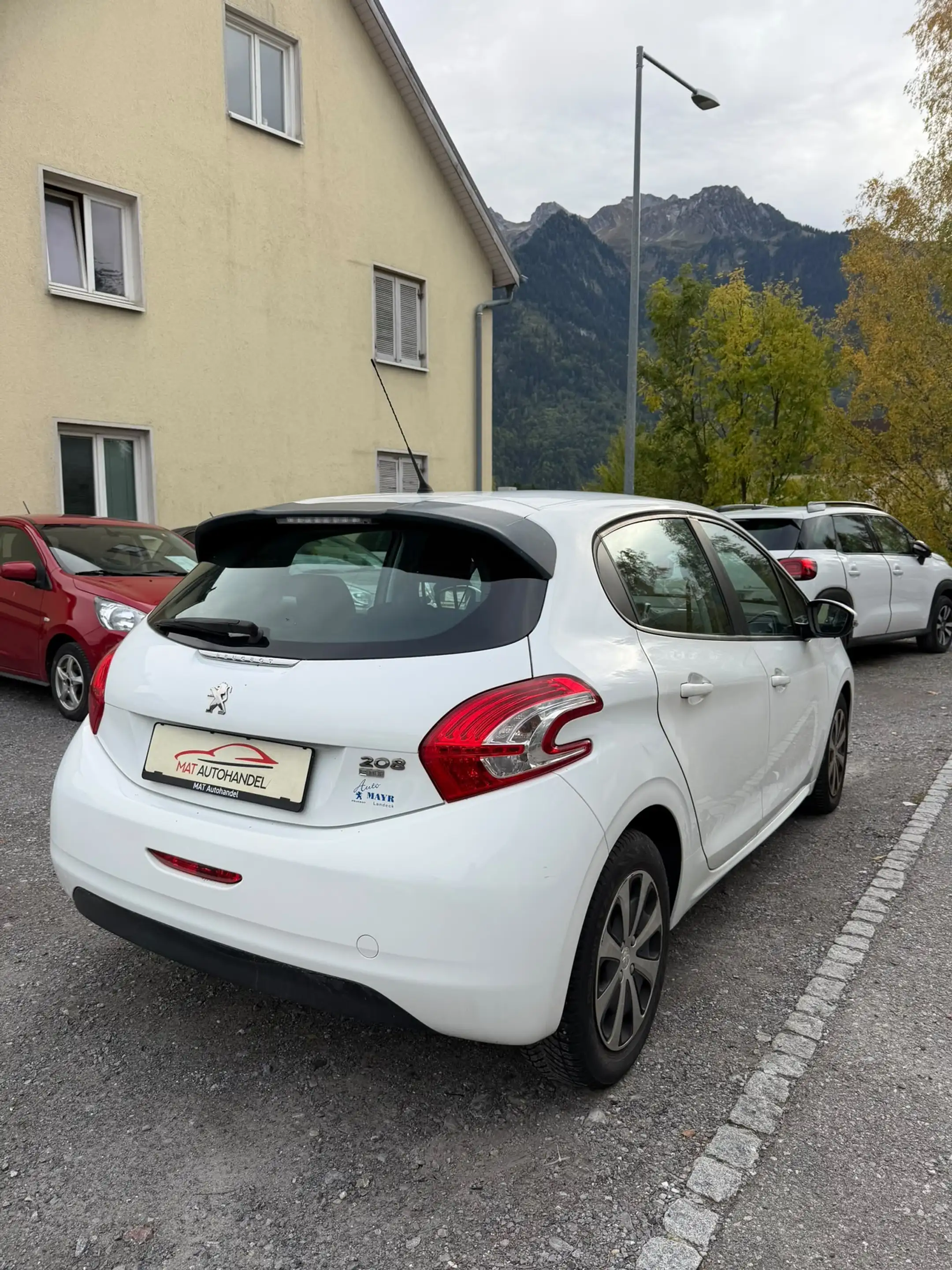 Peugeot 208 208 Active 1.4 e-HDi 68 FAP ASG 5 /Erstbesitz/Neu Vorgeführt/ — photo 5