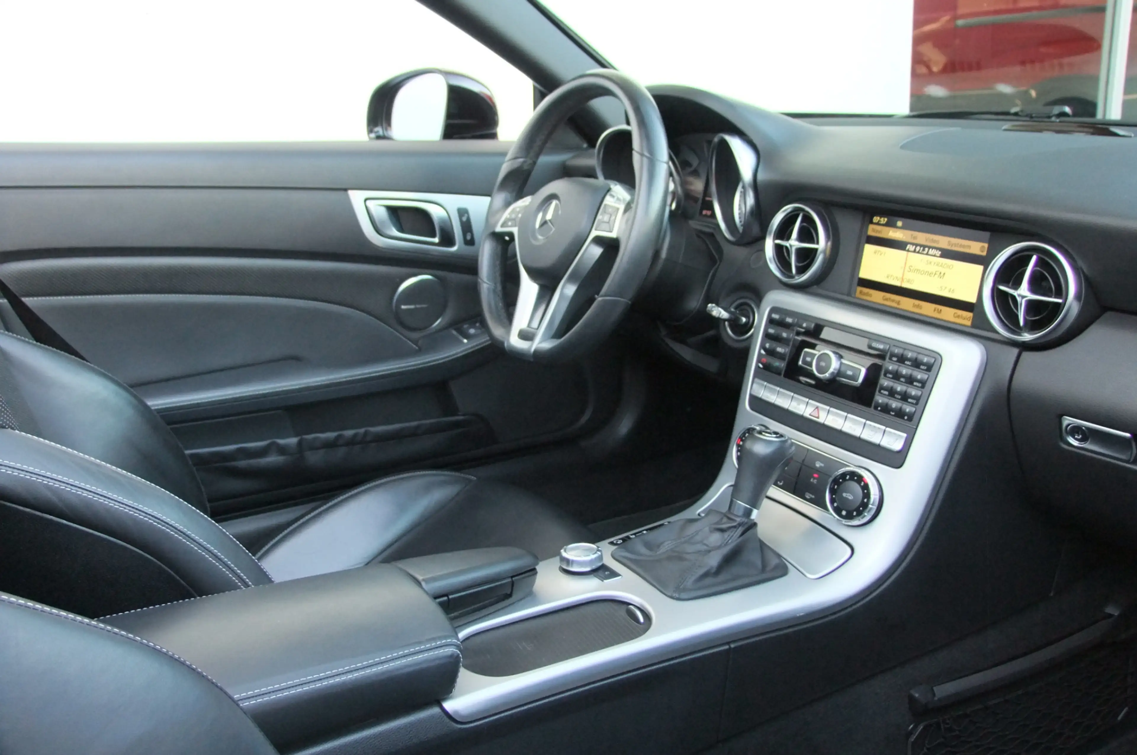 Mercedes-Benz SLK 250 Edition 1/ AMG pakket/ Stoelverwarming + Airscarf/ — photo 30