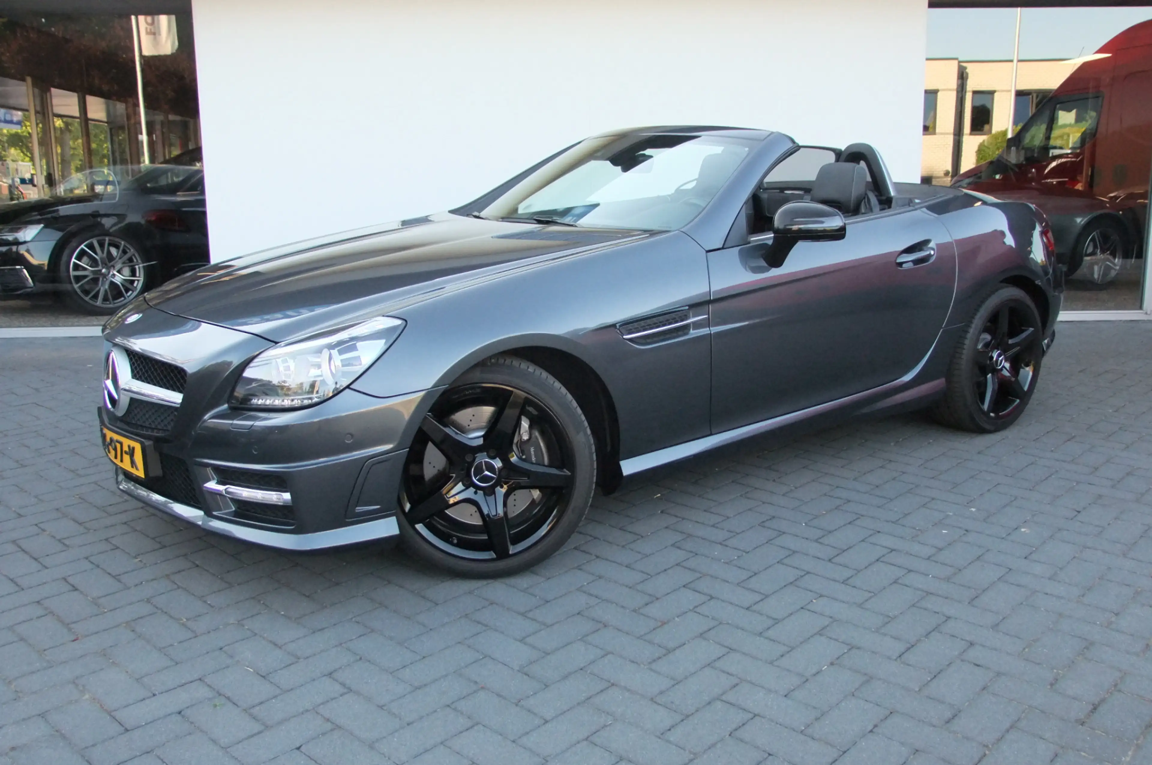 Mercedes-Benz SLK 250 Edition 1/ AMG pakket/ Stoelverwarming + Airscarf/ — photo 14