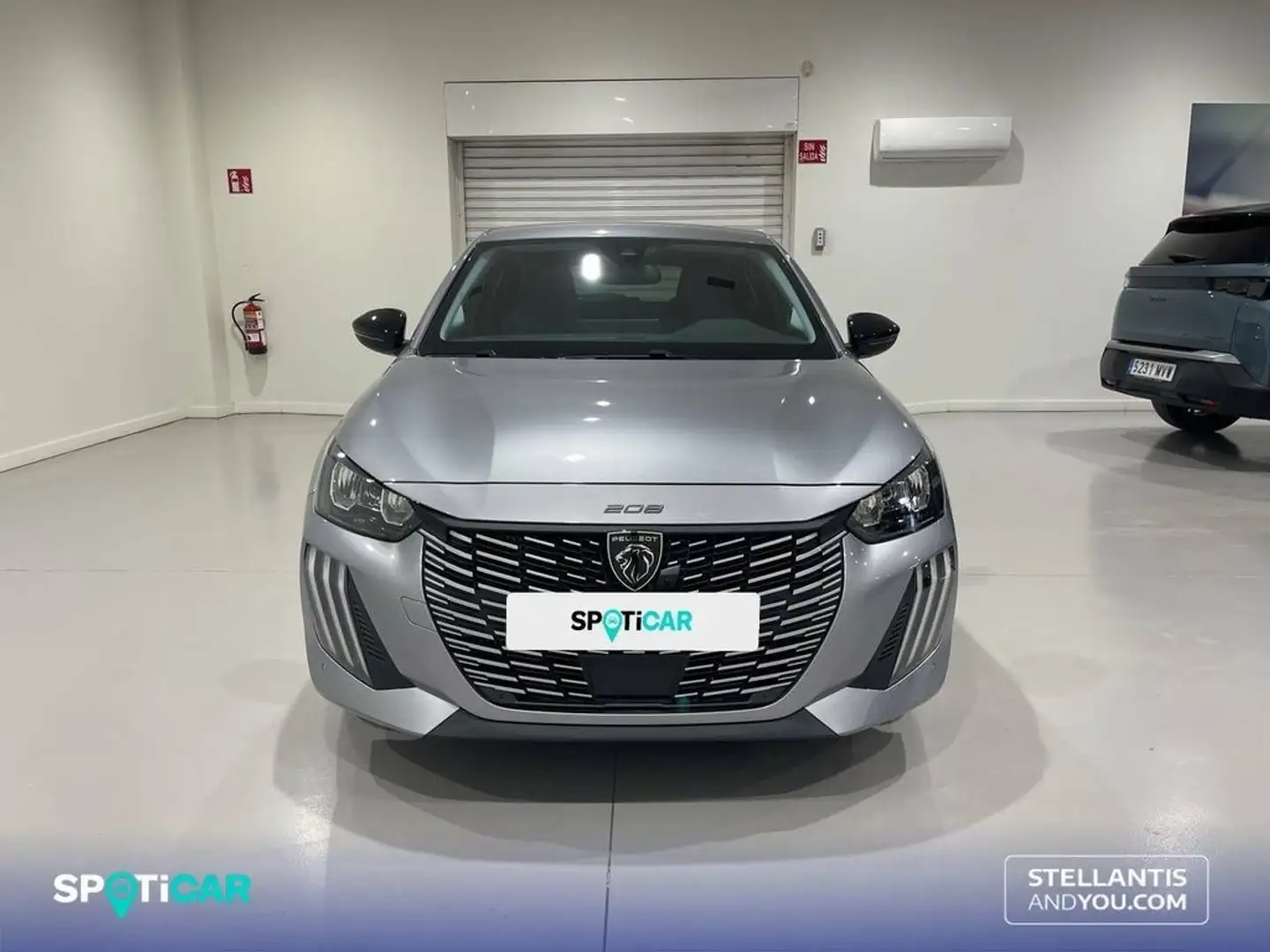 Peugeot 208 HYBRID 100 eDCS6 Allure Grijs - 2