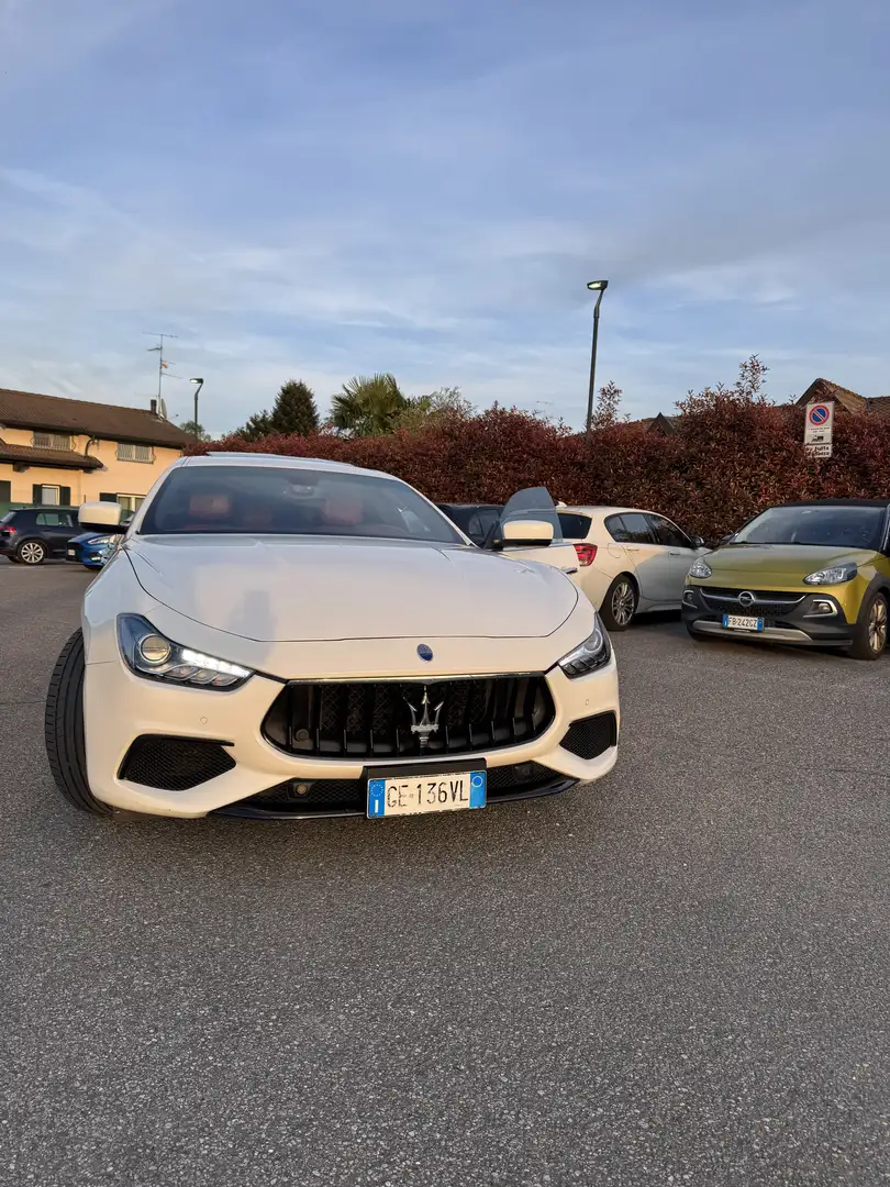 Maserati Ghibli 3.0 V6 ds 275cv auto my16 E6 - 2