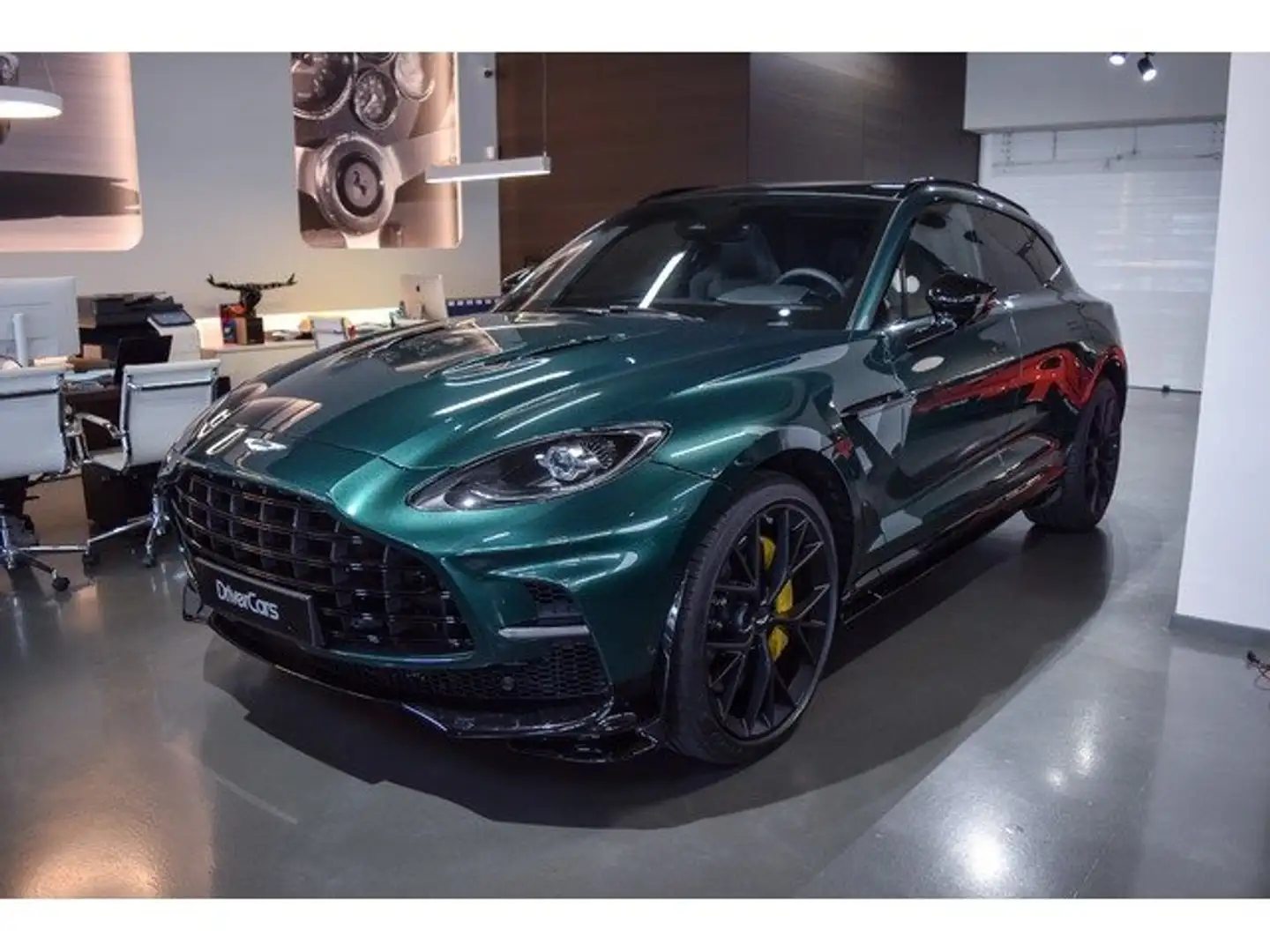 Aston Martin DBX 4.0 V8 Auto 520 kW (707 CV) Verde - 2