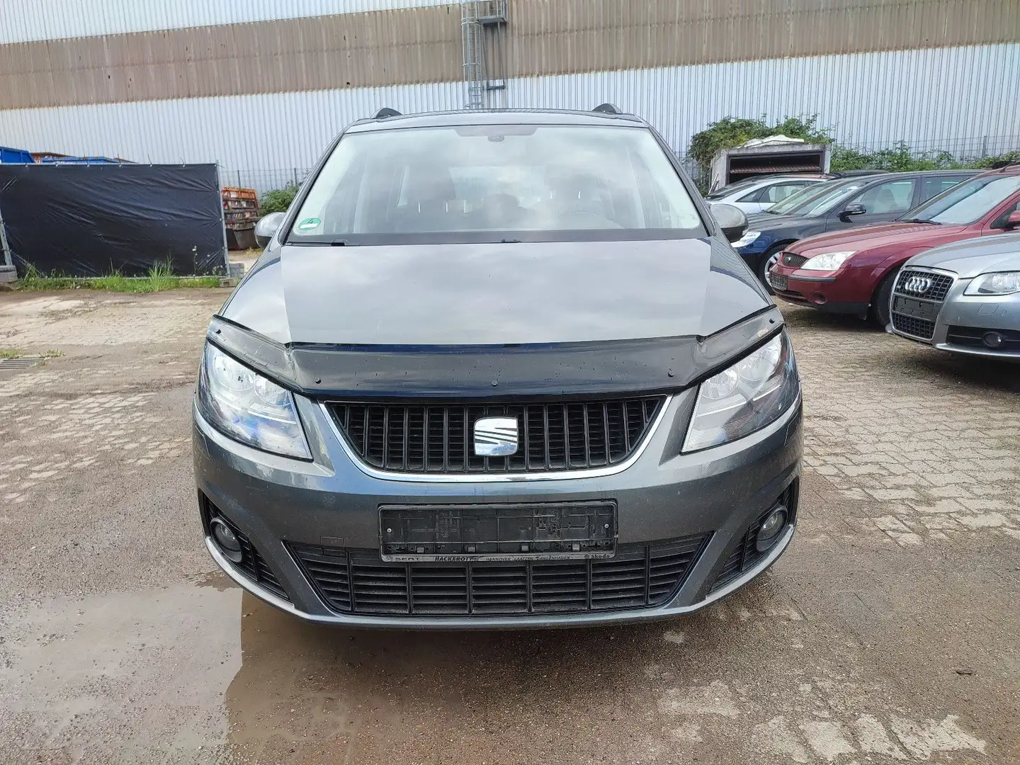 SEAT Alhambra 2.0 Tdi/Automatik/7-Sitzer/Tüv NEU Grau - 2