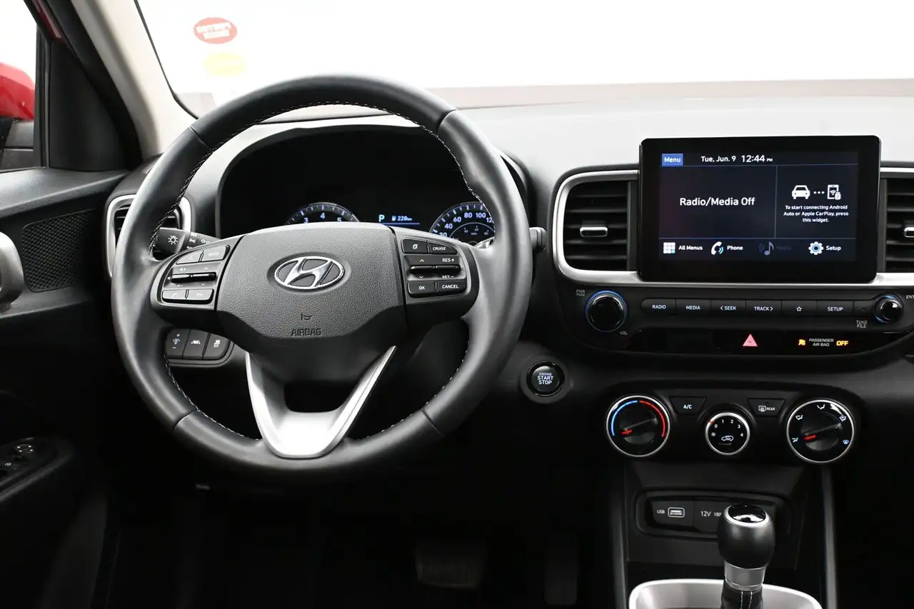 Hyundai Venue снимка Hyundai Venue