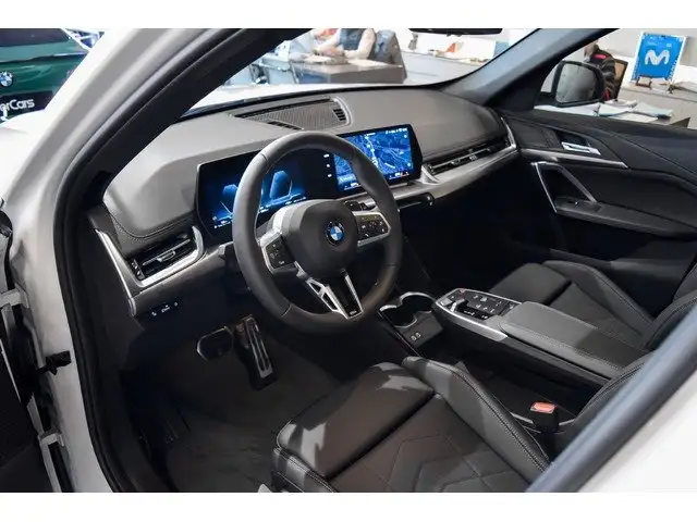 BMW X1 view 3