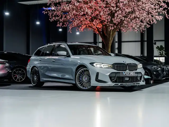 Alpina B3 B3 Touring - Brooklyn Grau - Pano - 360° - H&K - Driving Assistant Pro - Adaptief M - Standverwarming