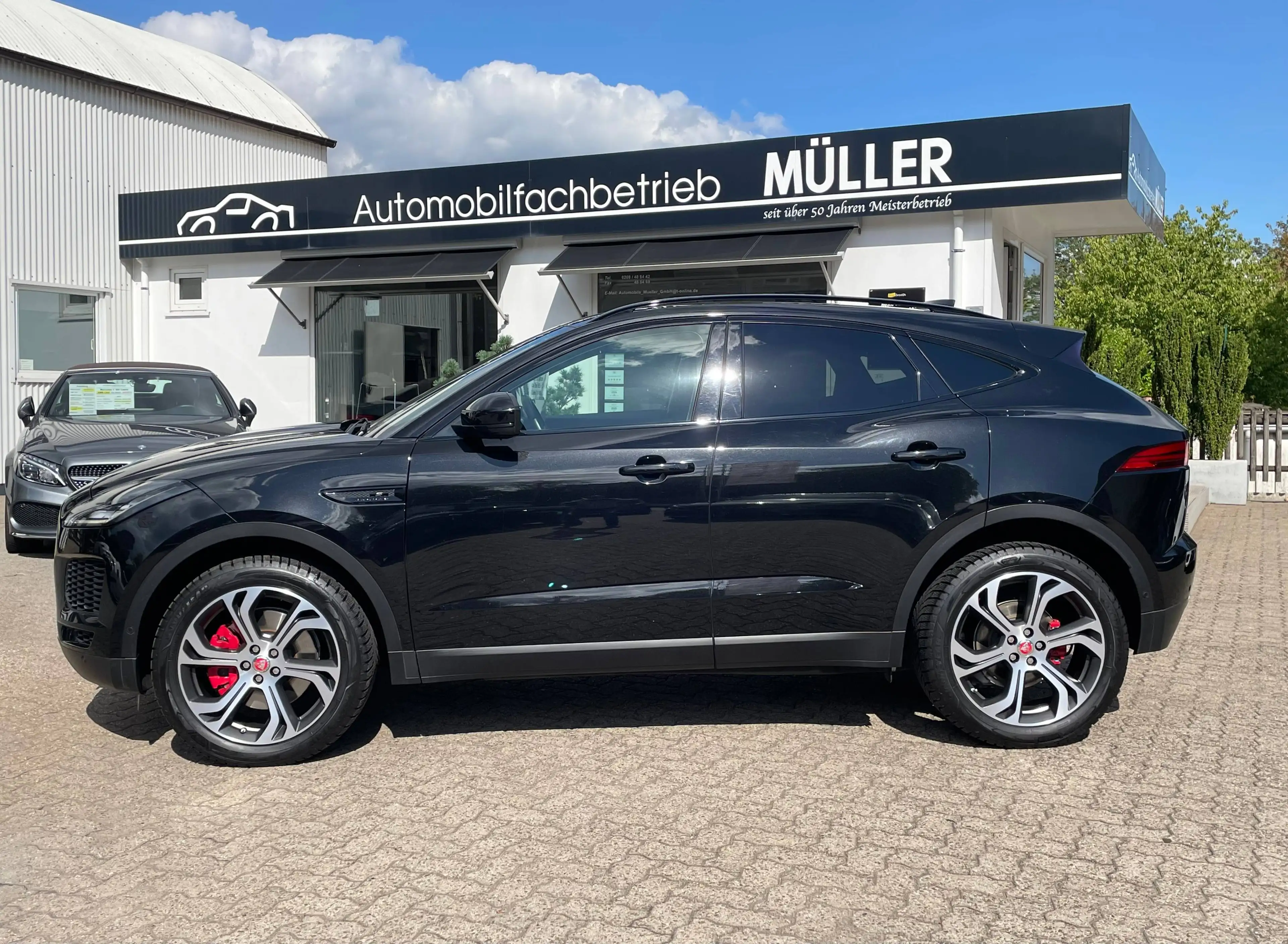 Jaguar E-Pace E-Pace P250 AWD "BLACK PACK"+Panorama+KAMERA+2.Hd — photo 2