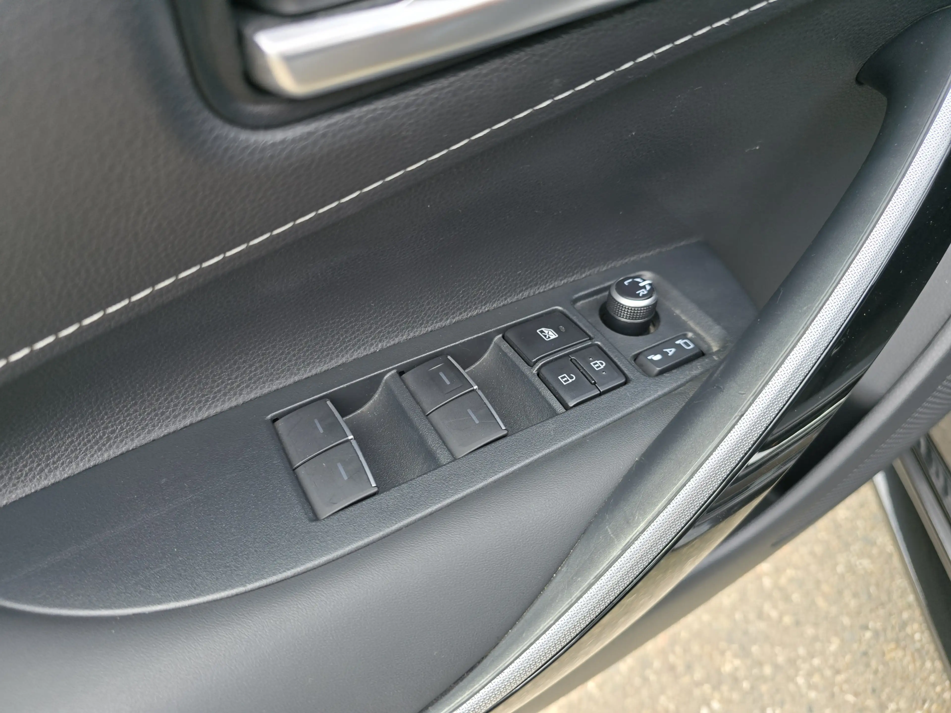Toyota Corolla 1.8 Hybrid - Euro 6 - 122 Pk - Navi - ParkeerCamer — photo 27