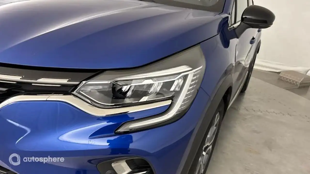 Renault Captur — photo 17