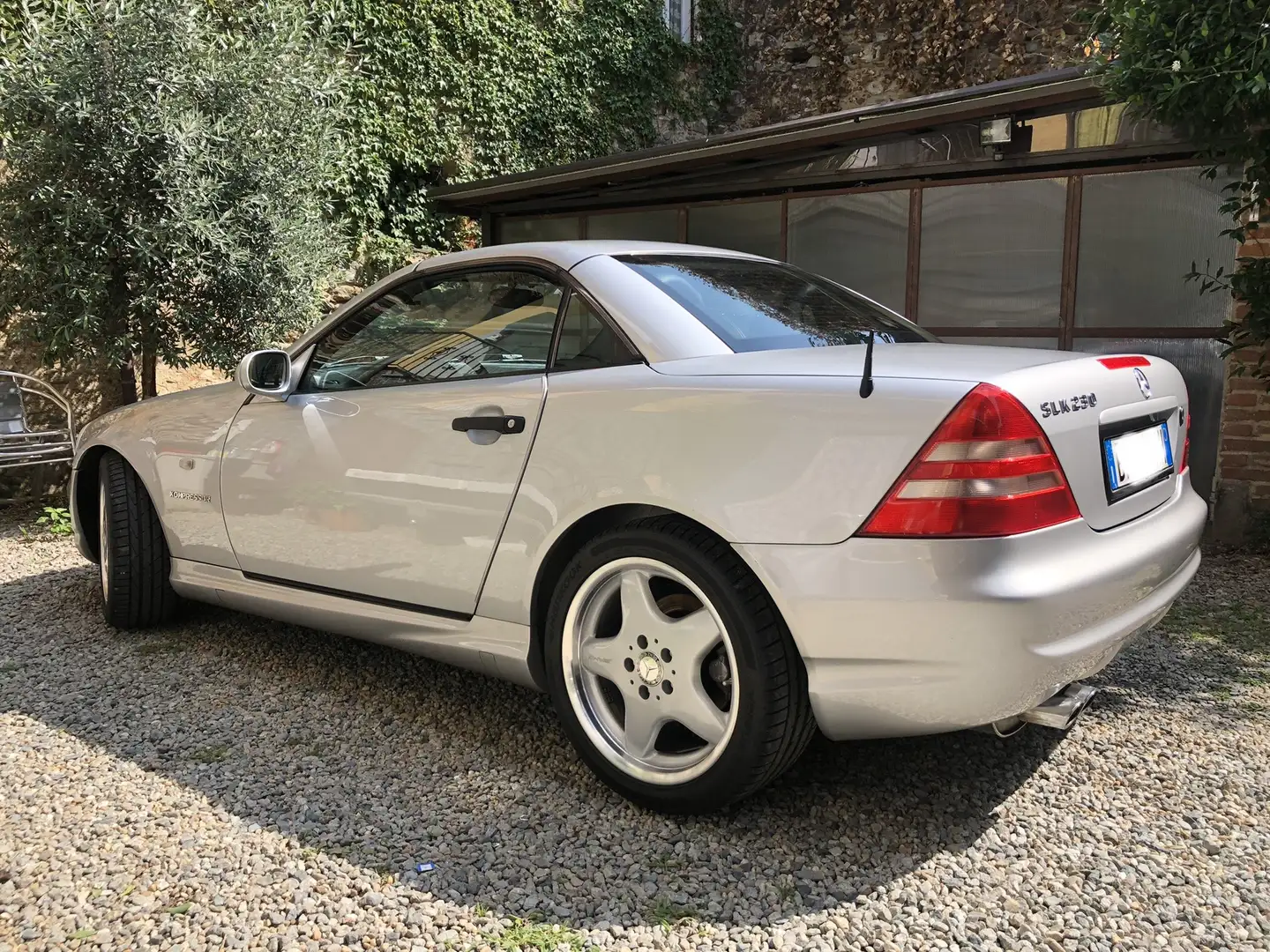 Mercedes-Benz SLK 230 amg - 2