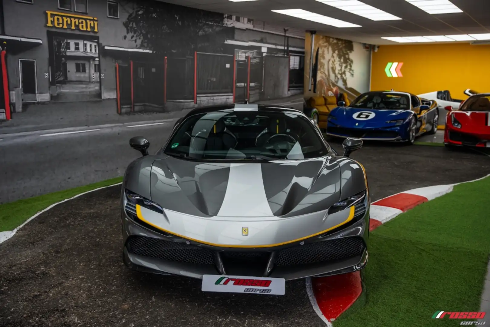 Ferrari SF90 Stradale Gris - 2