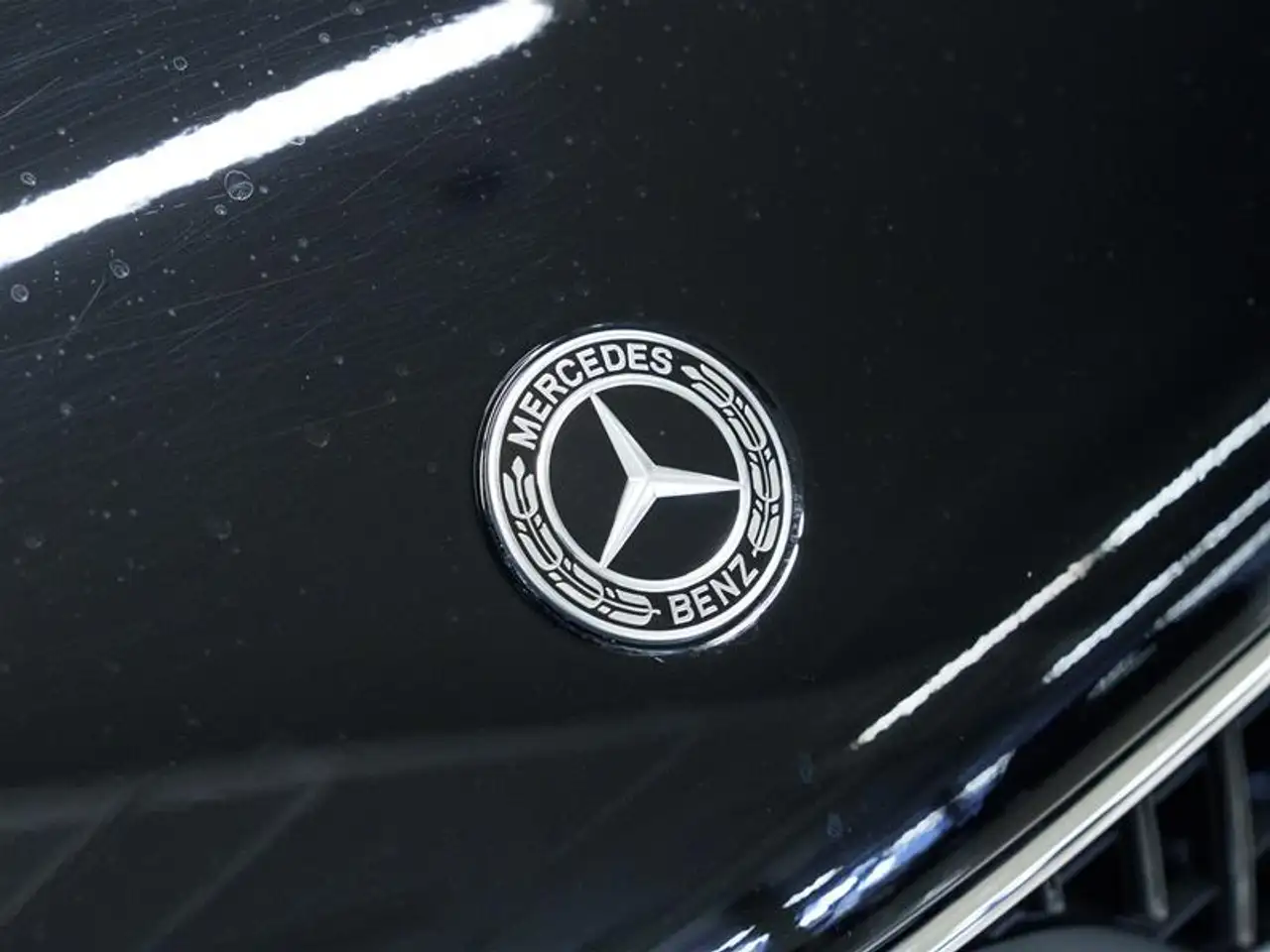 Mercedes-Benz GLC снимка Mercedes-Benz GLC