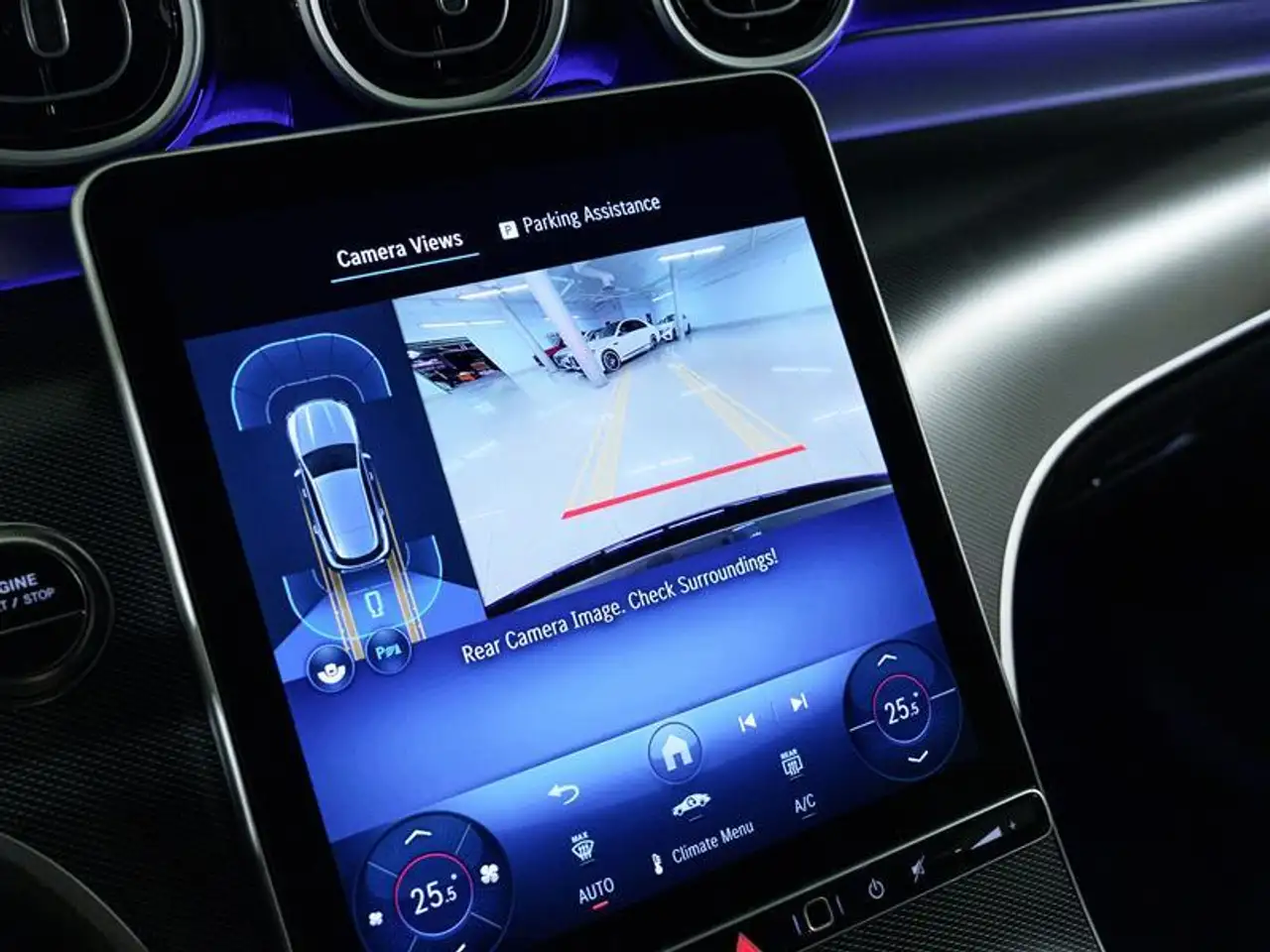 Mercedes-Benz GLC снимка Mercedes-Benz GLC