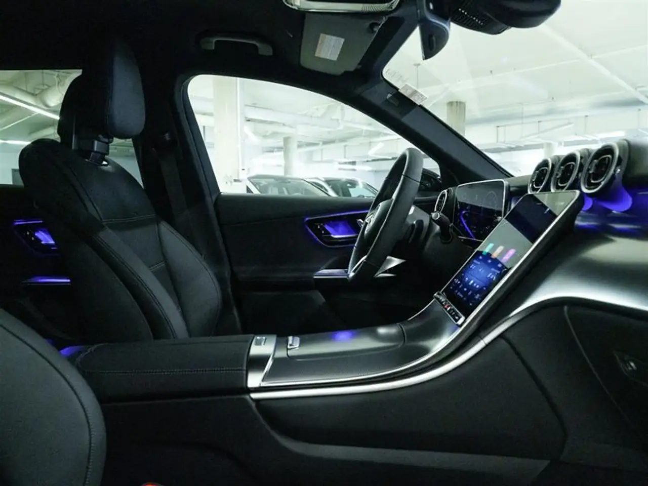 Mercedes-Benz GLC снимка Mercedes-Benz GLC