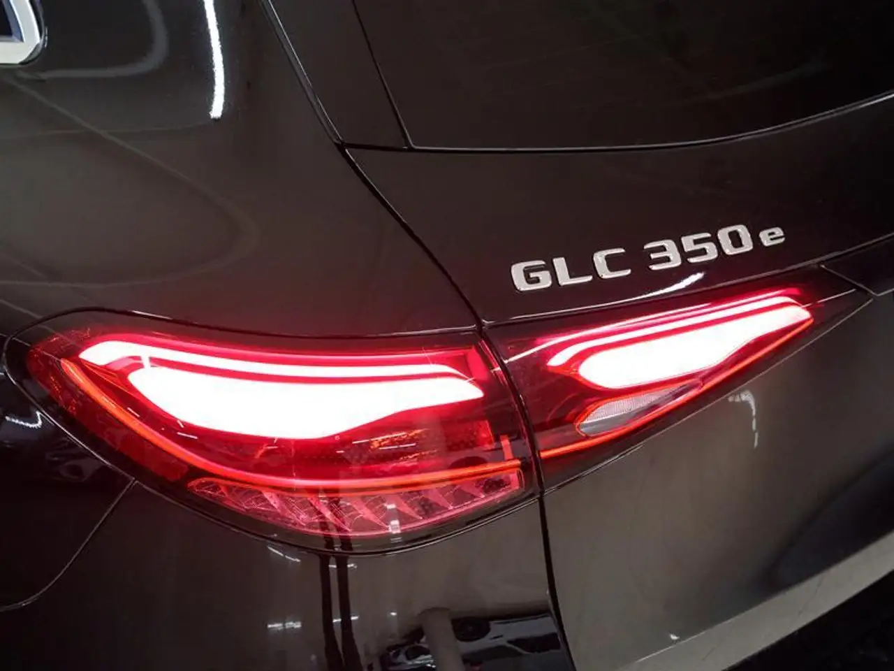 Mercedes-Benz GLC снимка Mercedes-Benz GLC