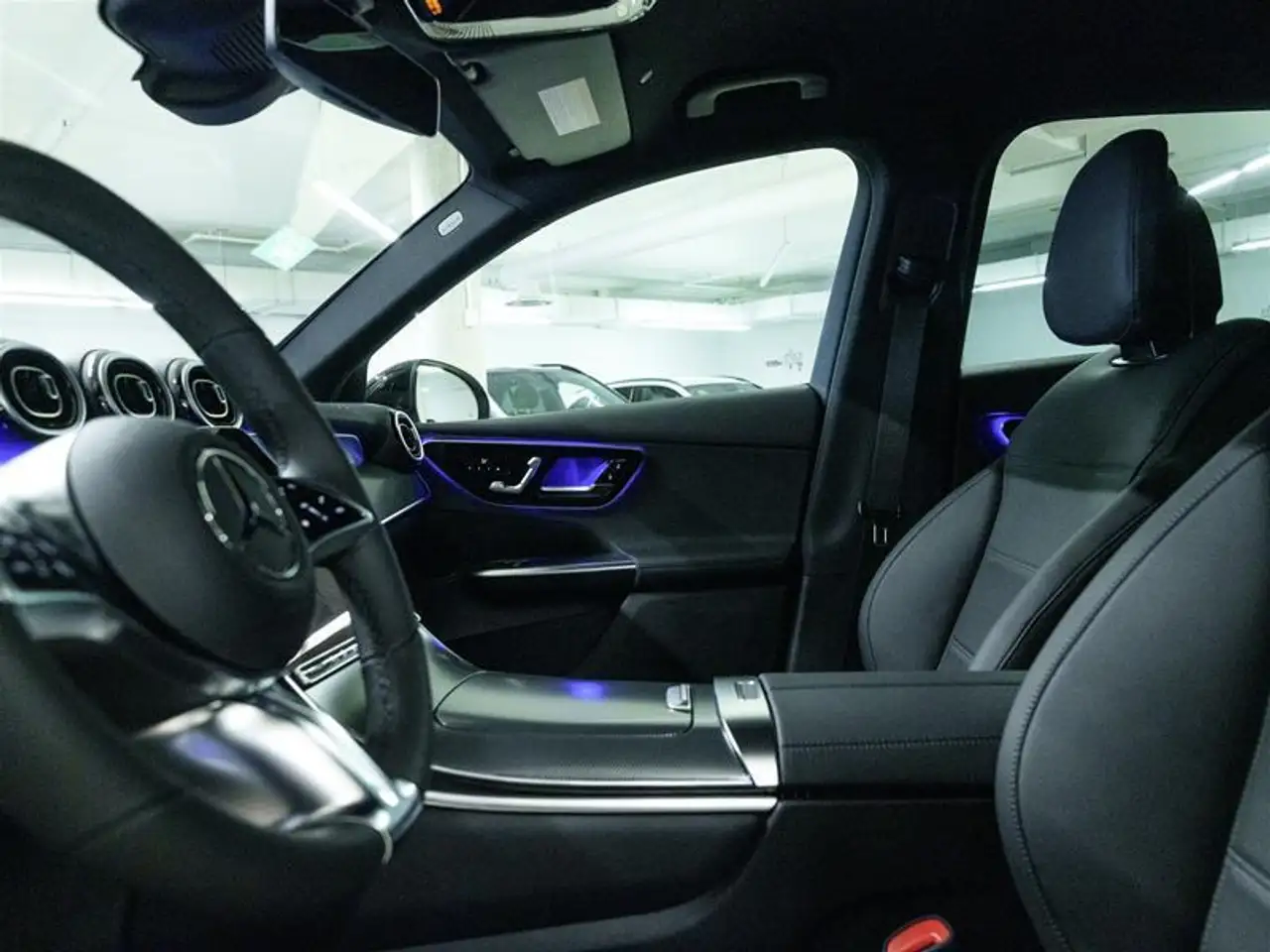 Mercedes-Benz GLC снимка Mercedes-Benz GLC