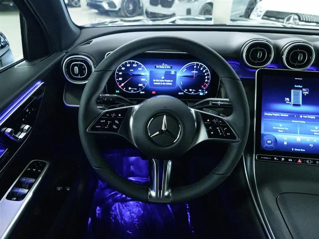 Mercedes-Benz GLC снимка Mercedes-Benz GLC