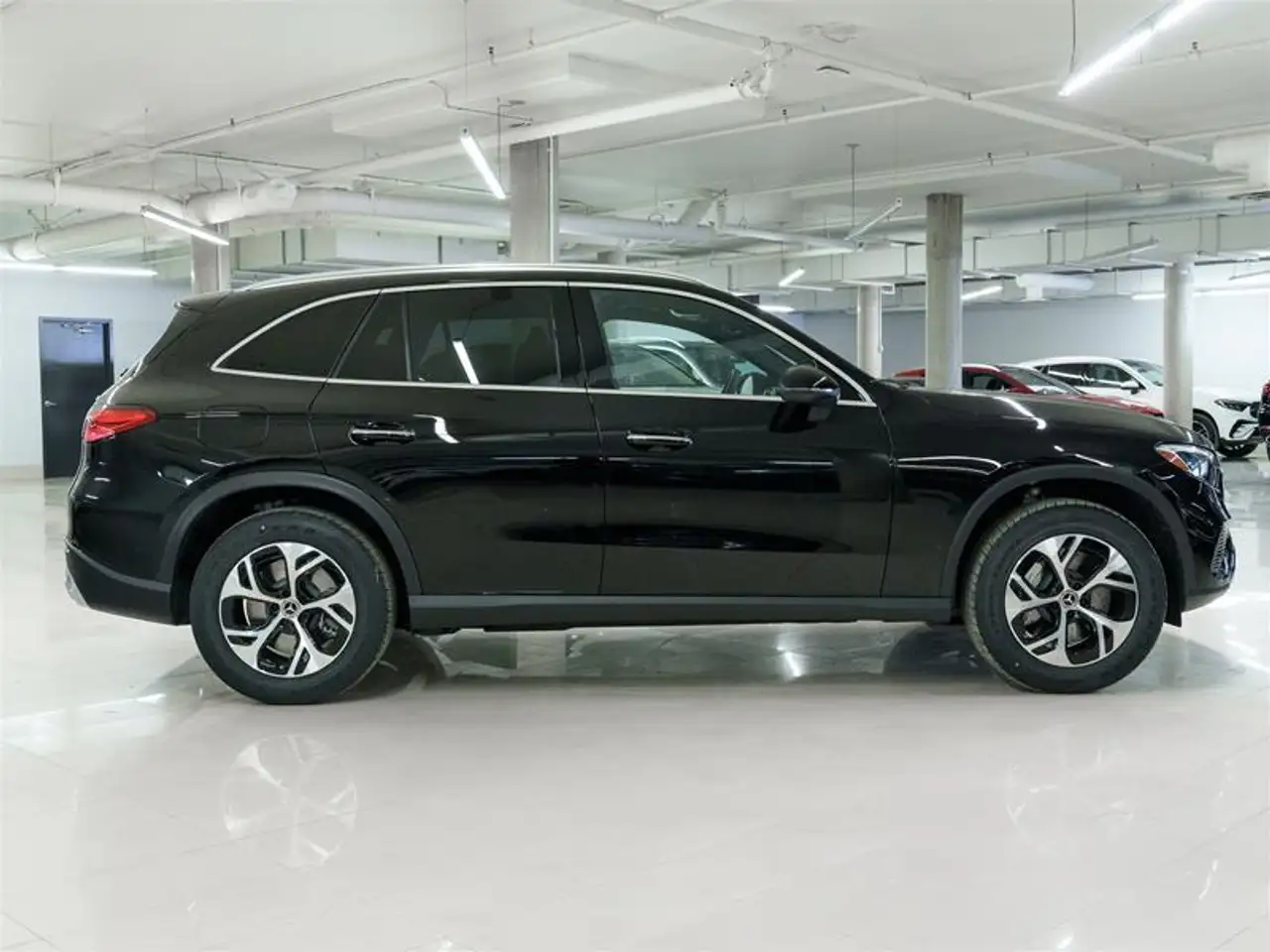 Mercedes-Benz GLC снимка Mercedes-Benz GLC