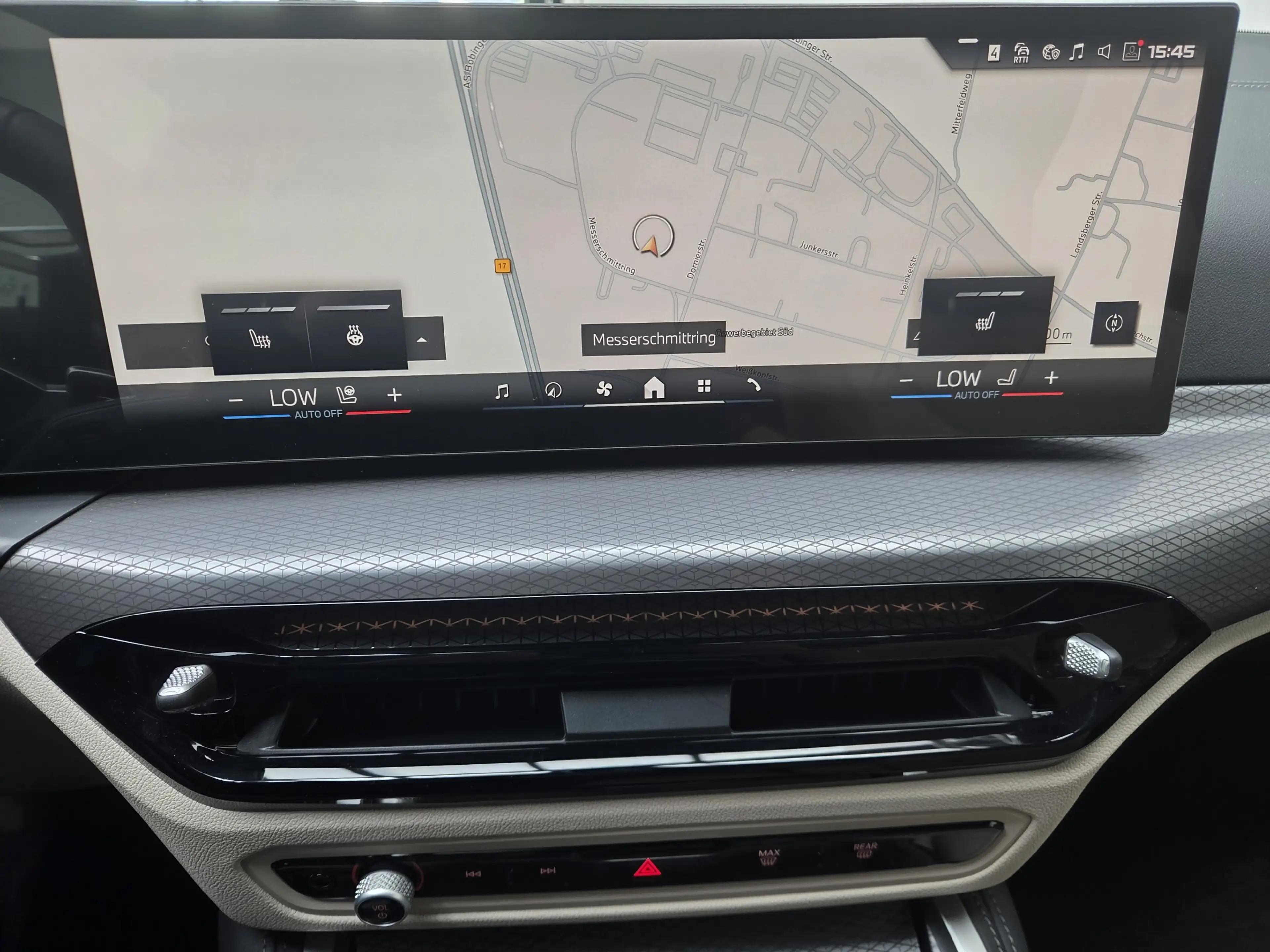 BMW 440 xDrive Coupe Pro 360° ACC Glasdach LED+ — photo 12