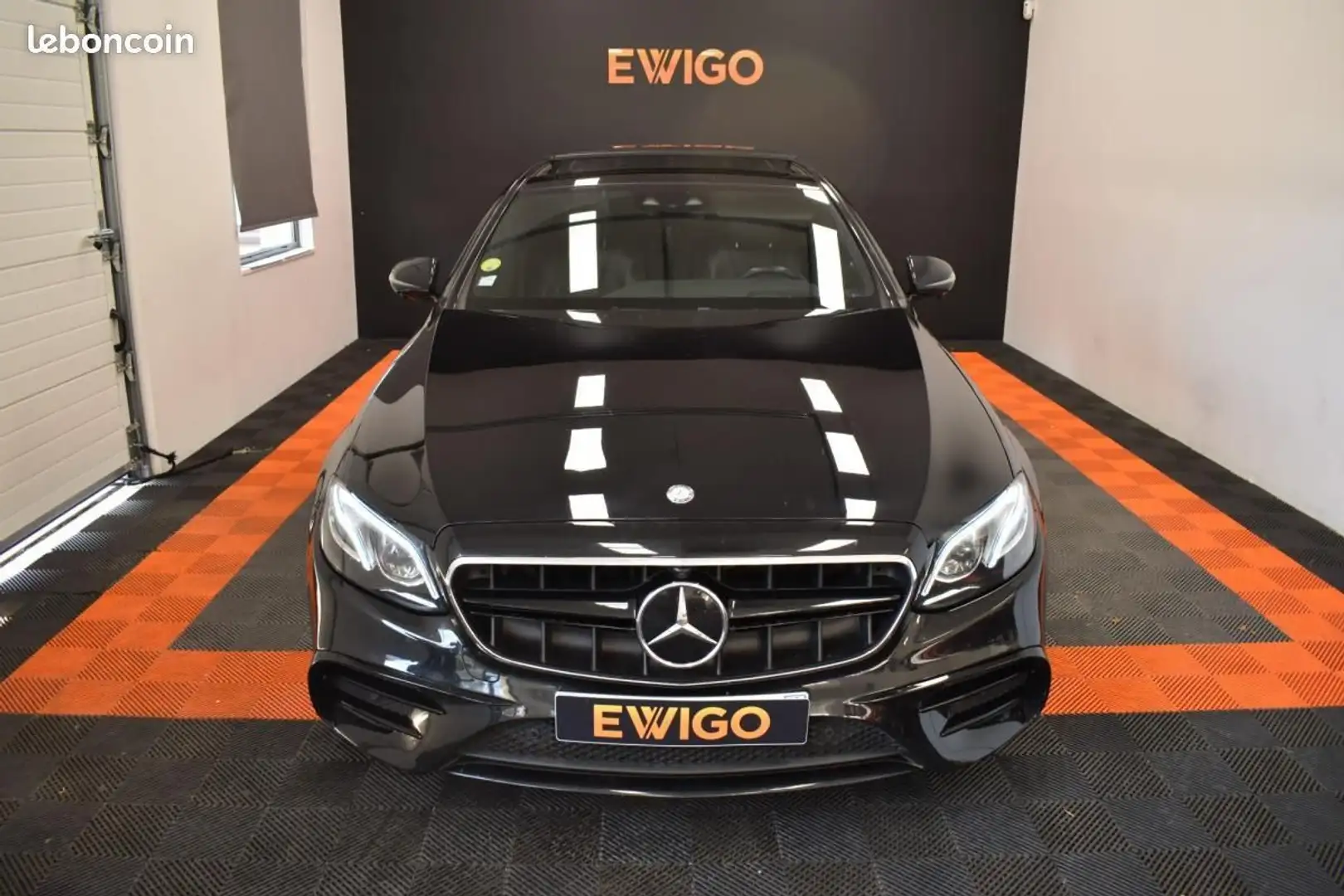 Mercedes-Benz E 350 Mercedes 350D 258ch AMG FULL OPTIONS CAMERA 360 AF Чорний - 2