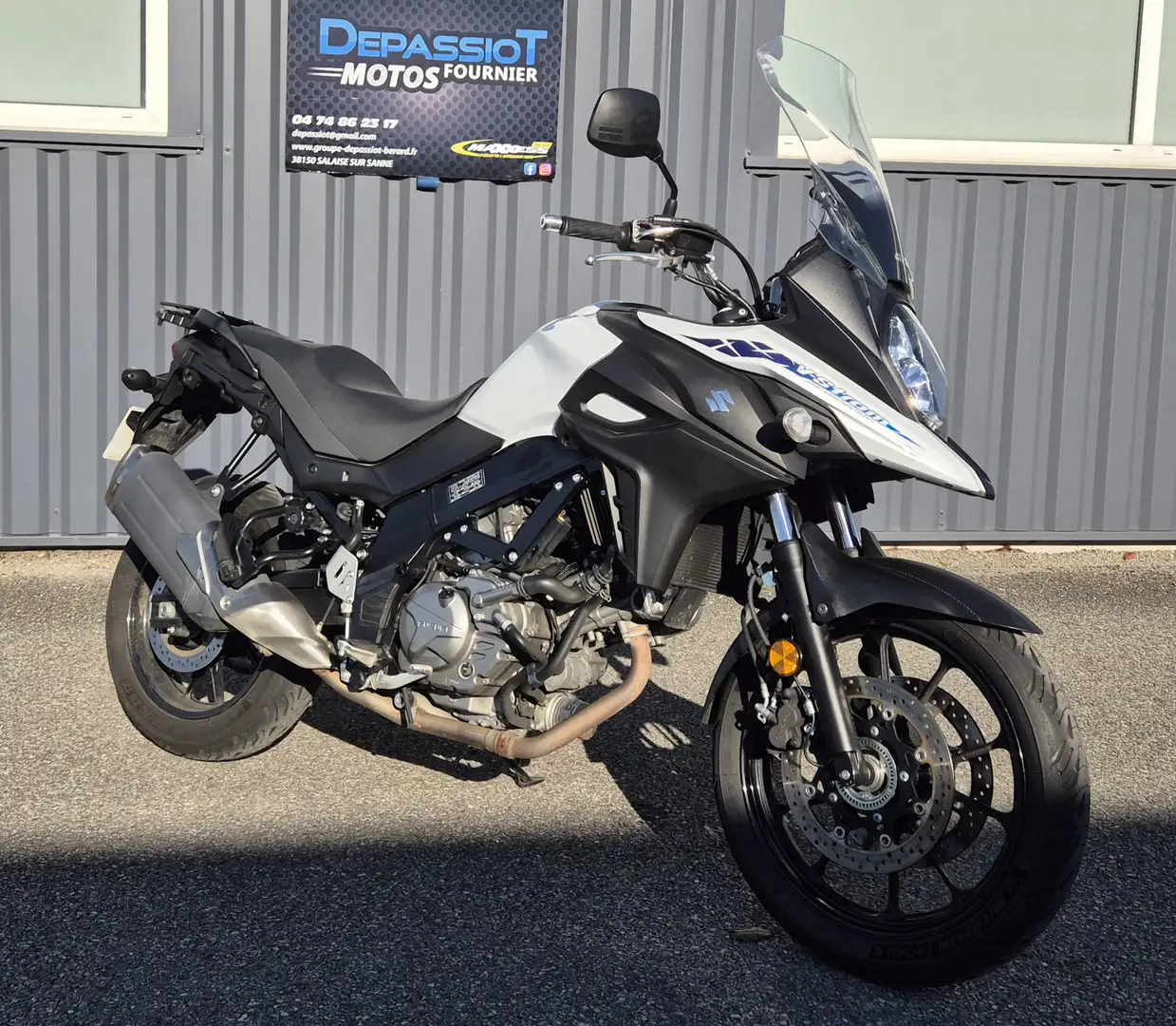 Suzuki V-Strom 650 Bianco - 1