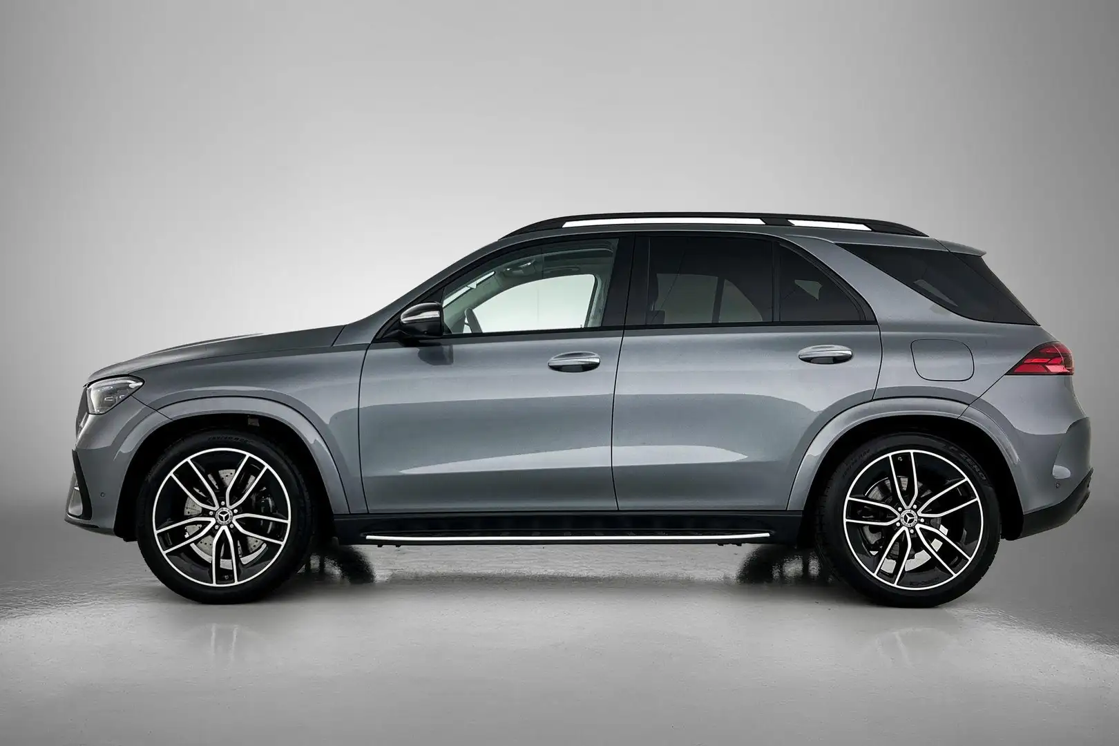 Mercedes-Benz GLE 400 GLE 400e Automaat 4MATIC AMG Line | Advanced Plus Grau - 2