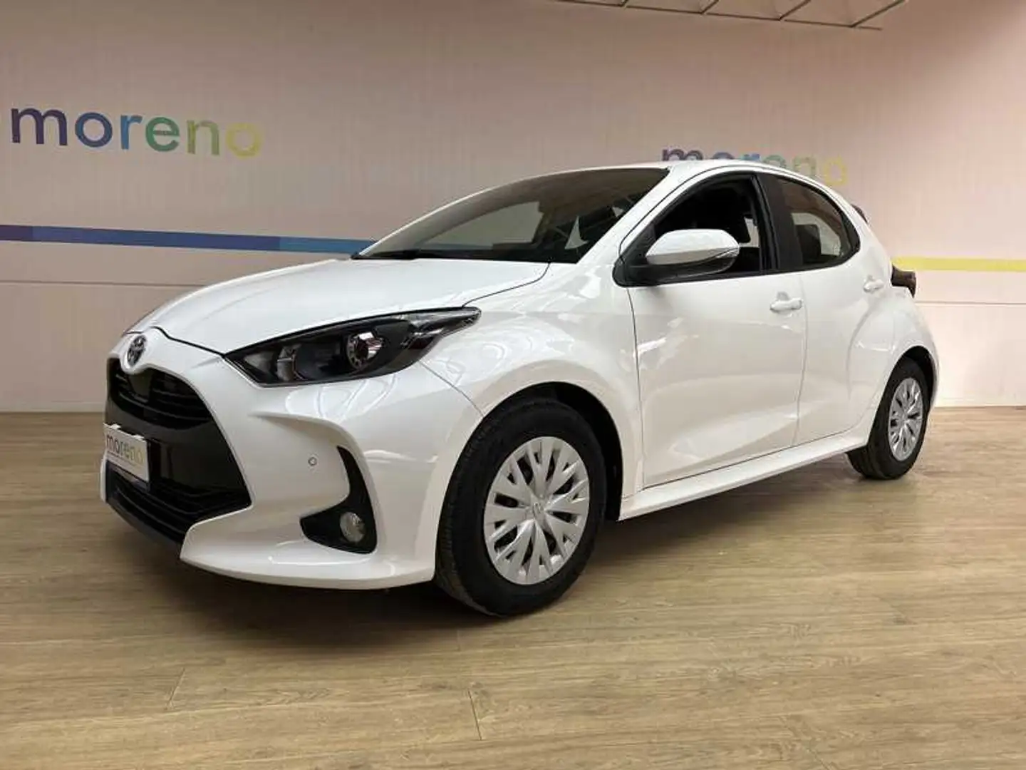 Toyota Yaris 1.5 hybrid Active Bianco - 1