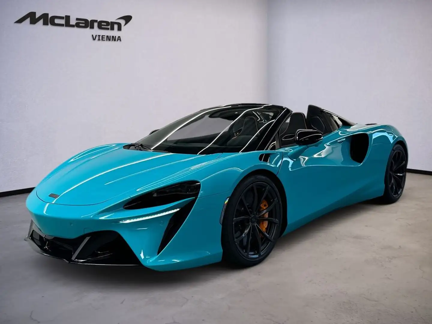 McLaren Artura Artura Spider / Tokyo Cyan / B&W / 1%LeasingAktion Blau - 1