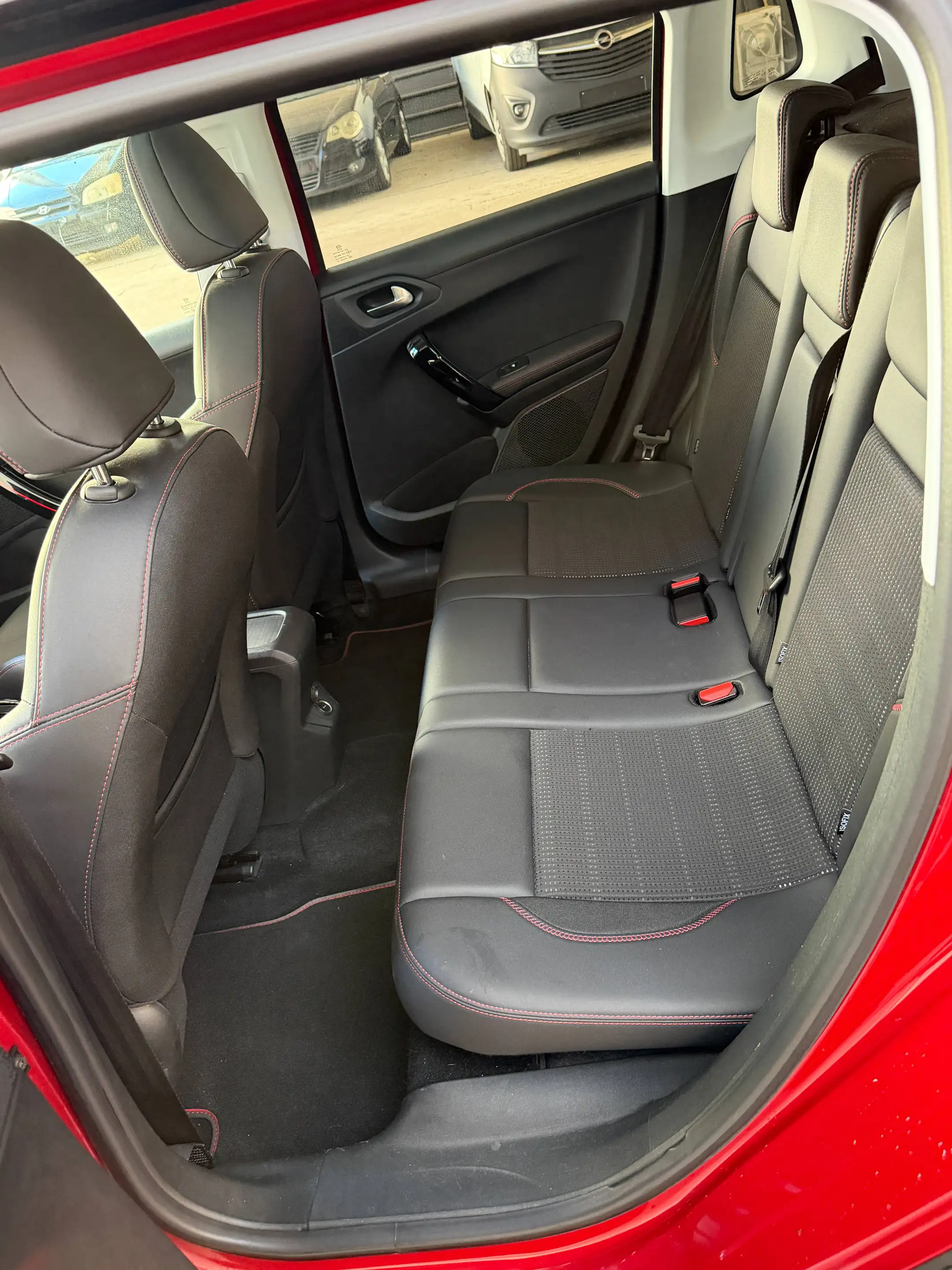 Peugeot 2008 1.2 GT-Line Automaat * GPS/Camera/Pano.Dak * — photo 15